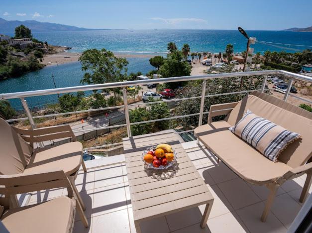 Sunset Apartment 11