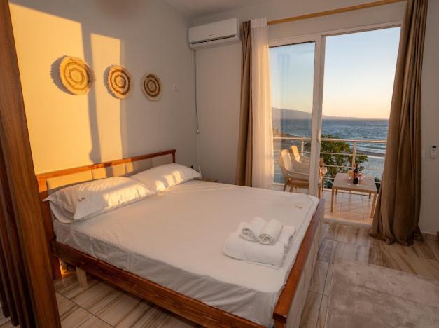 Sunset Apartment 11