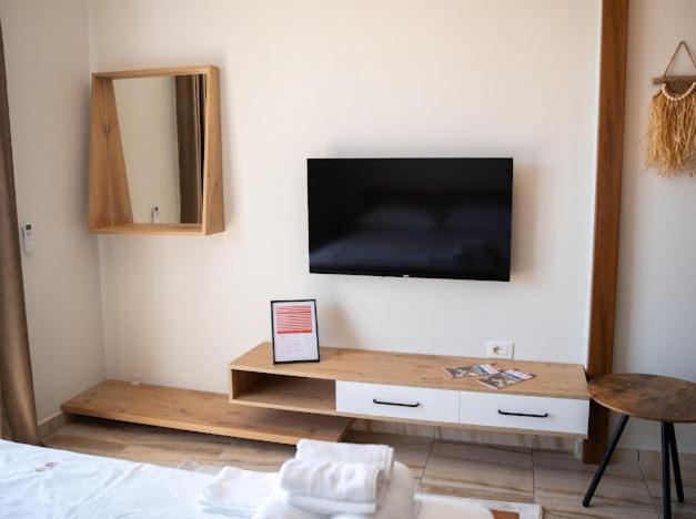 Sunset Apartment 11