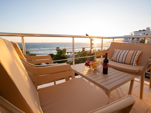 Sunset Apartment 11