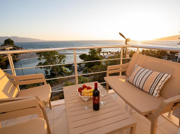 Sunset Apartment 11