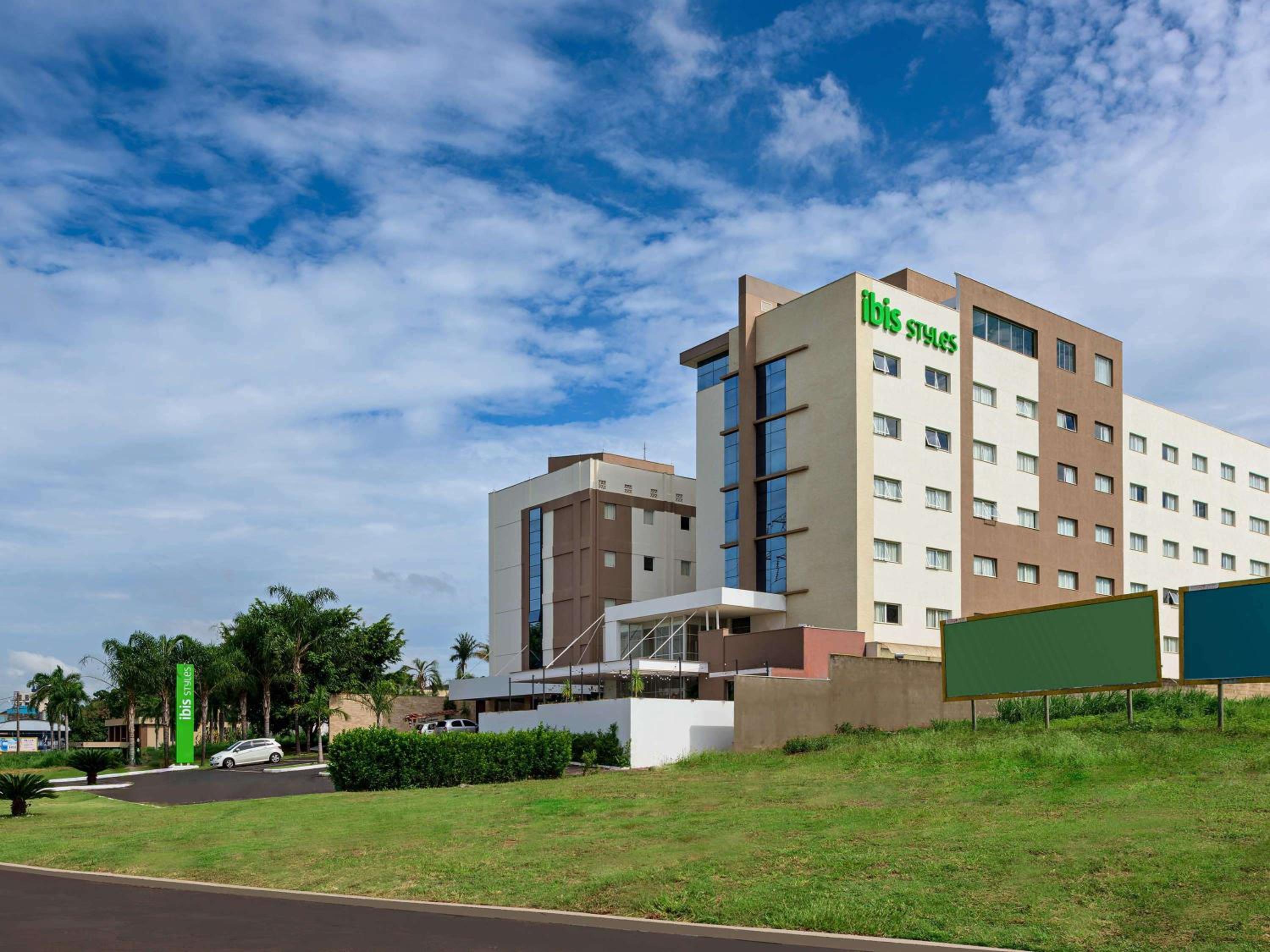 Hotel ibis Styles Ribeirao Preto Maurilio Biagi - Image 1