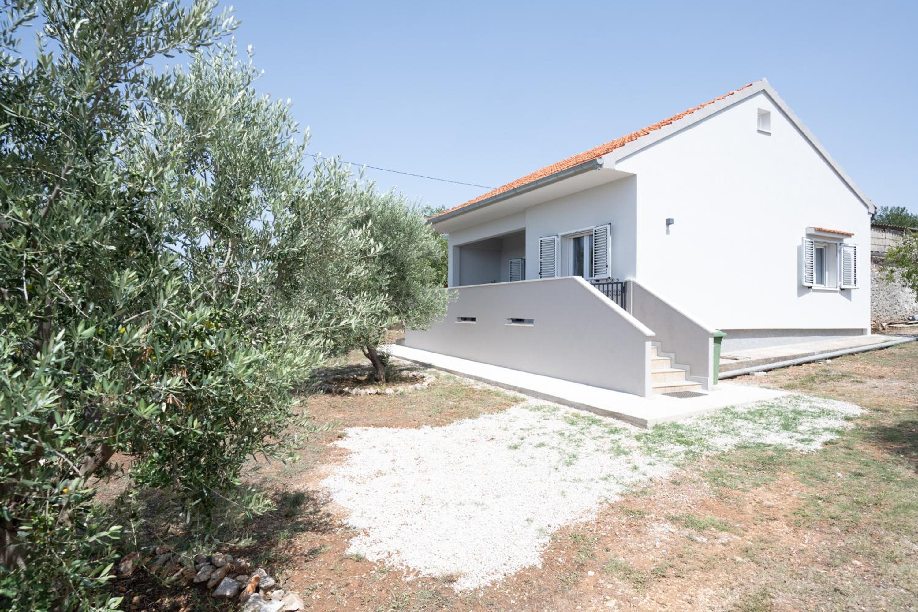 Summer Family Home near Zadar view 3