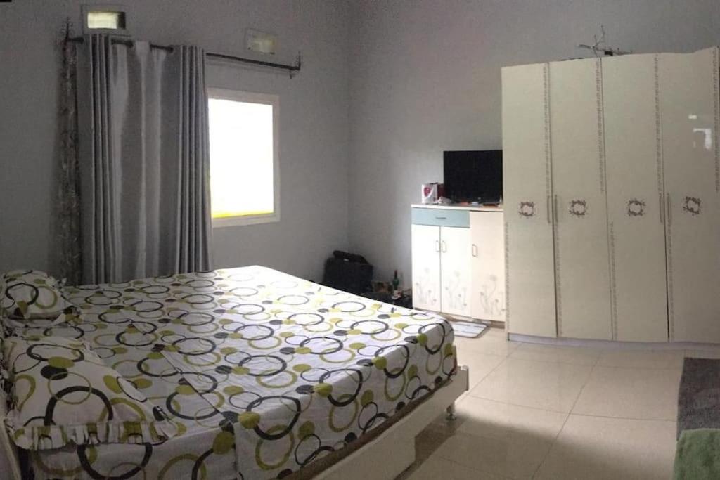 Grande maison sur 28 novembre