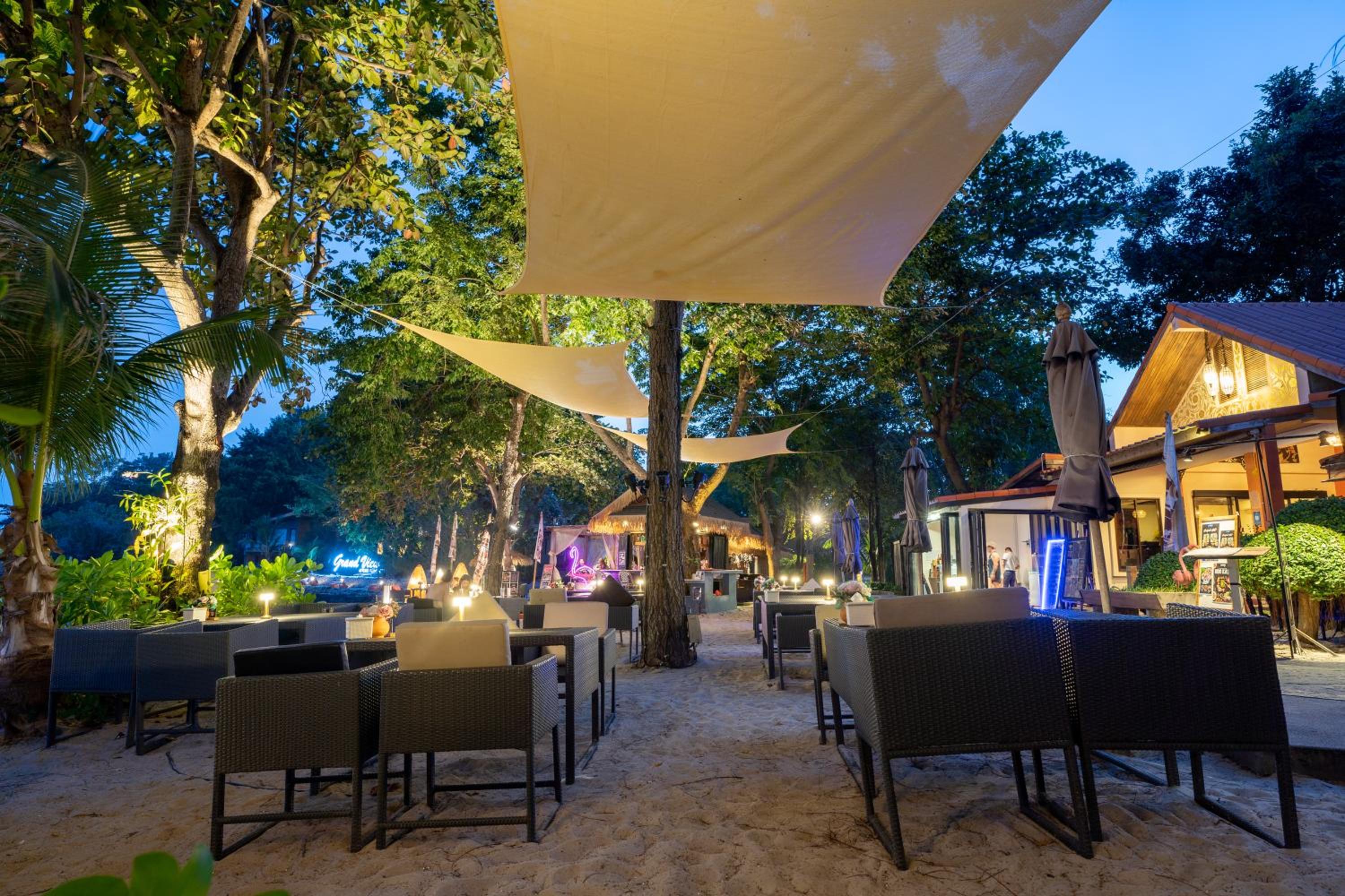 Ao Cho Grandview Hideaway Resort