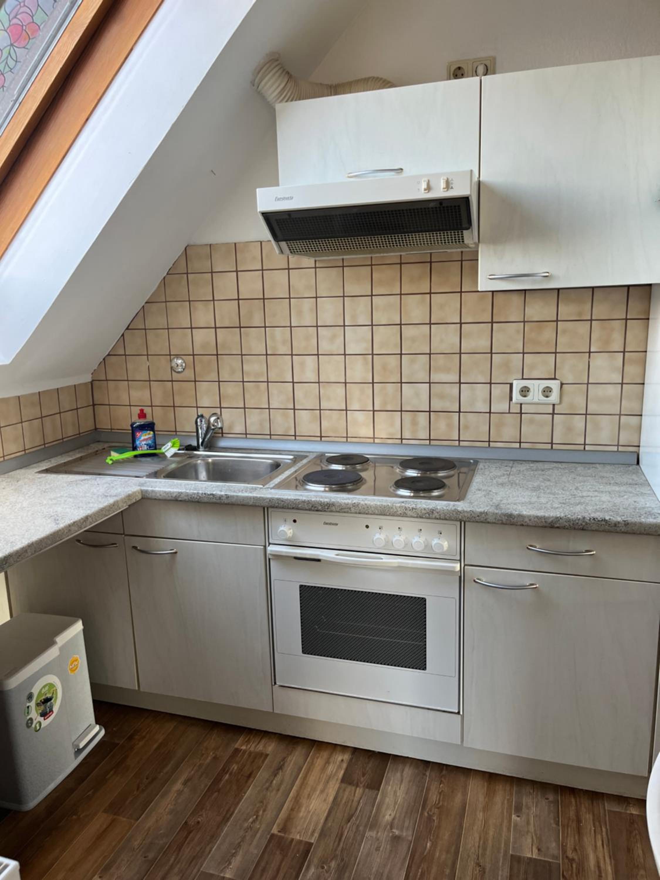 Kleine Bauernhof-Wohnung im Stadtbusbereich