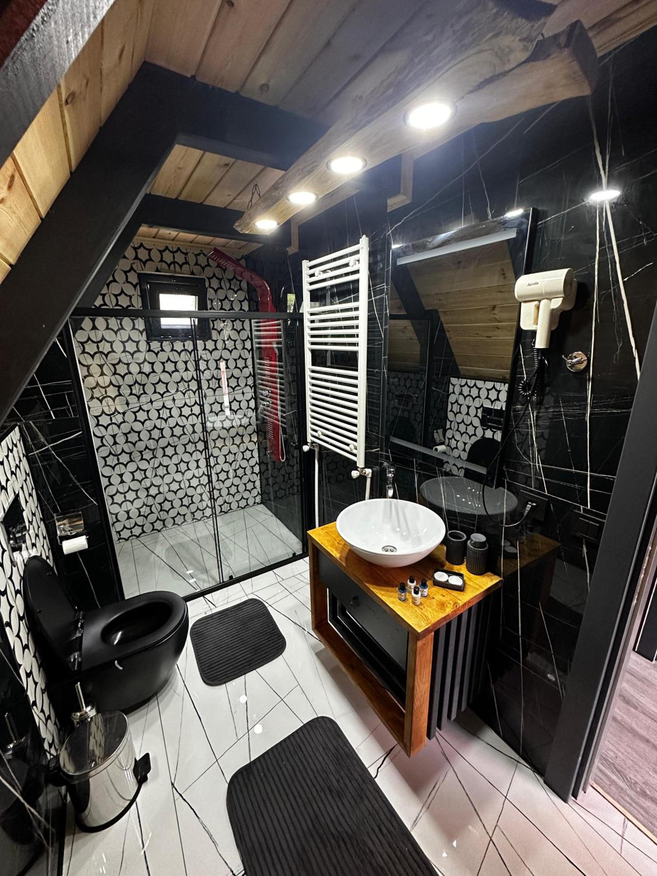 Peleri Suit Bungalow