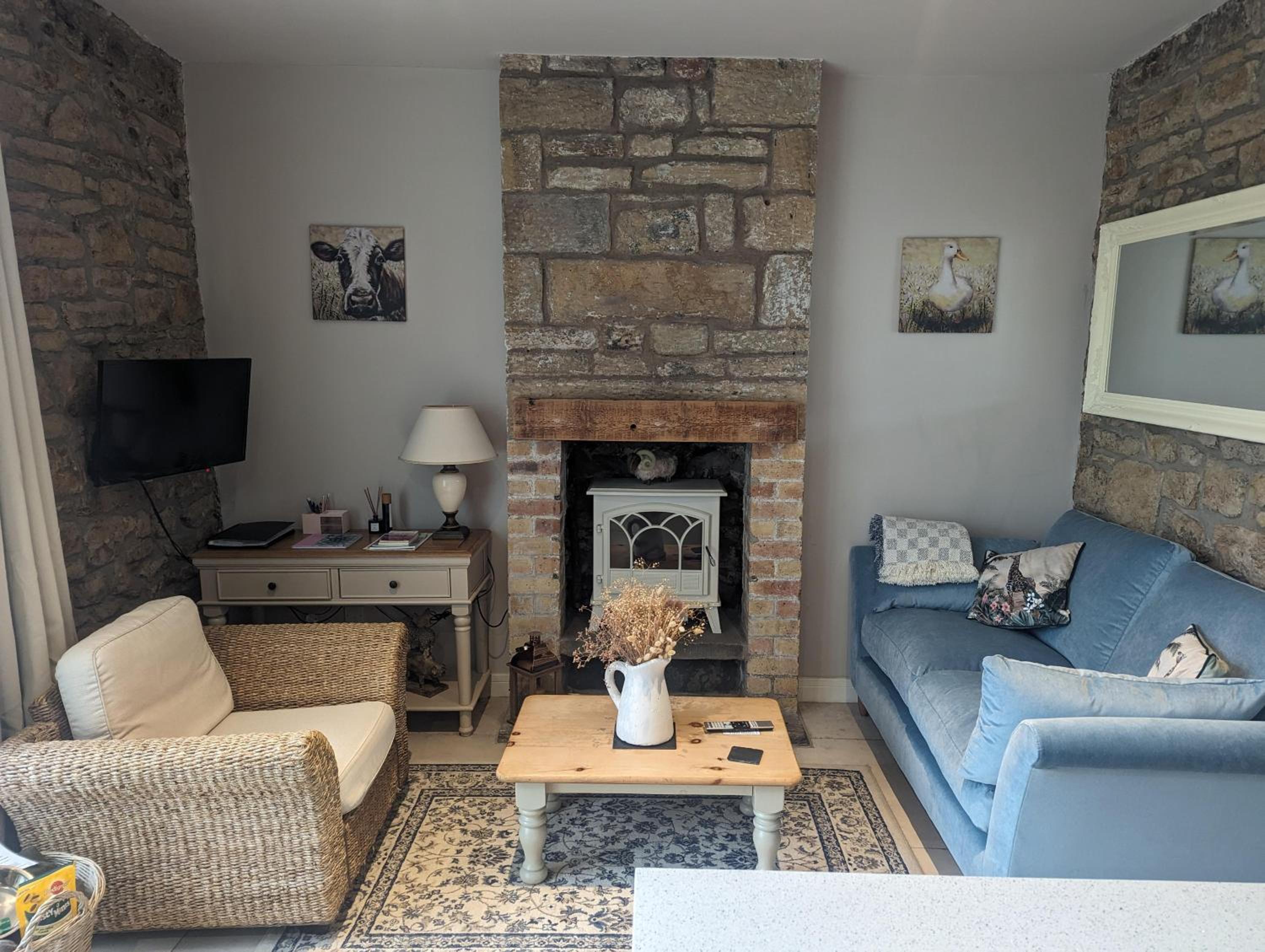 Stunning 1-Bed Apartment in Rothbury Morpeth view 3