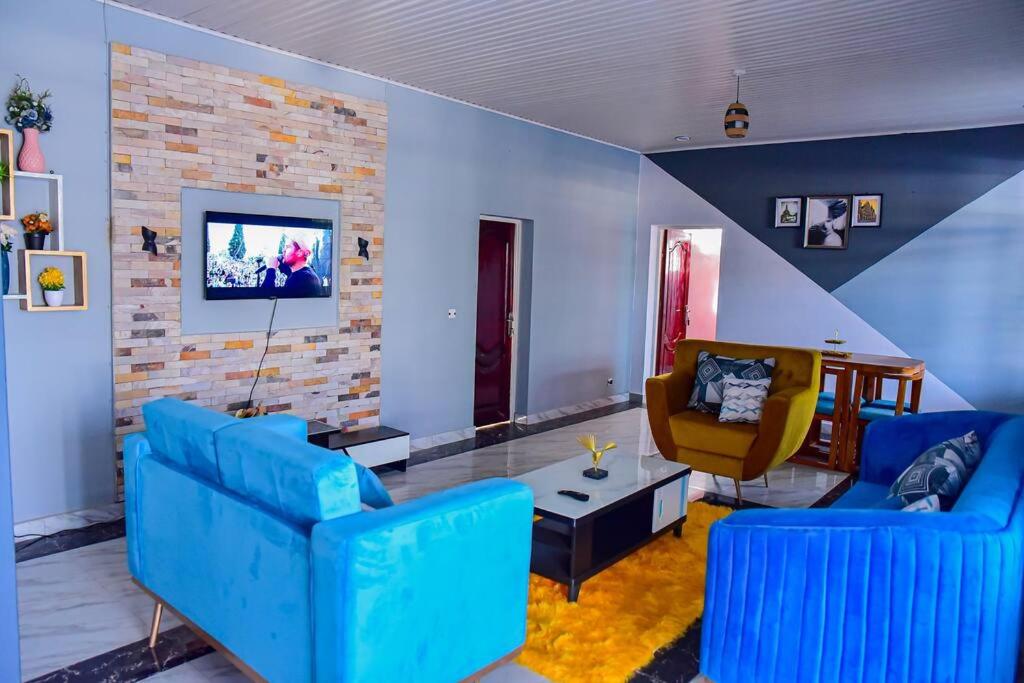 Cagil House