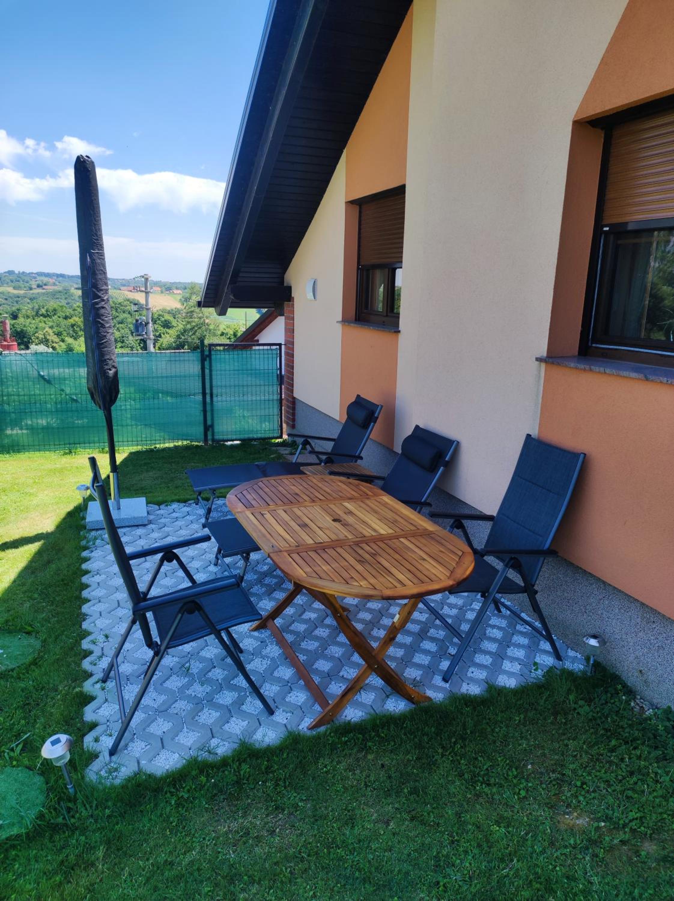 Guesthouse and Wellness VINEA