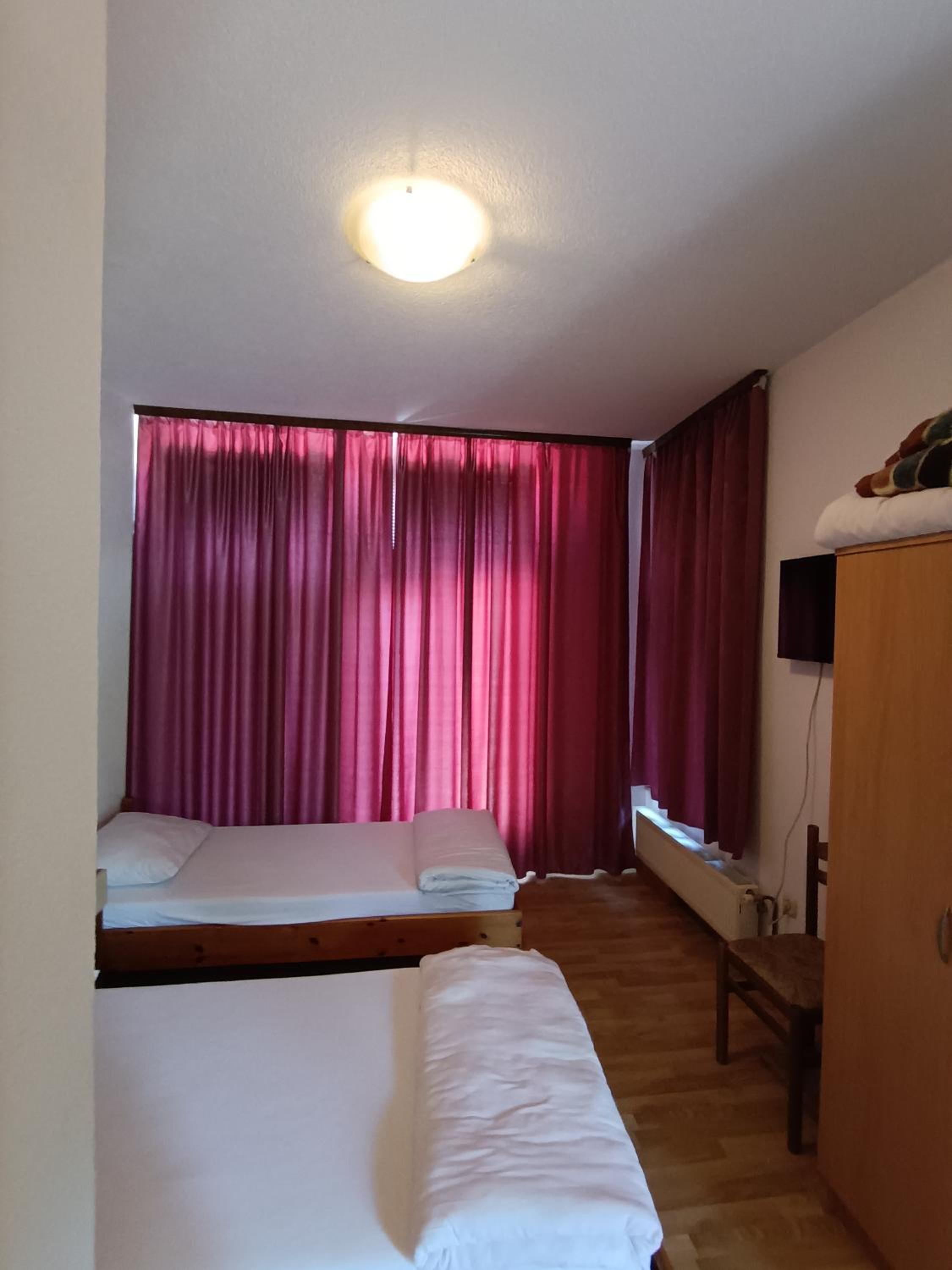 Prenociste Cazin
