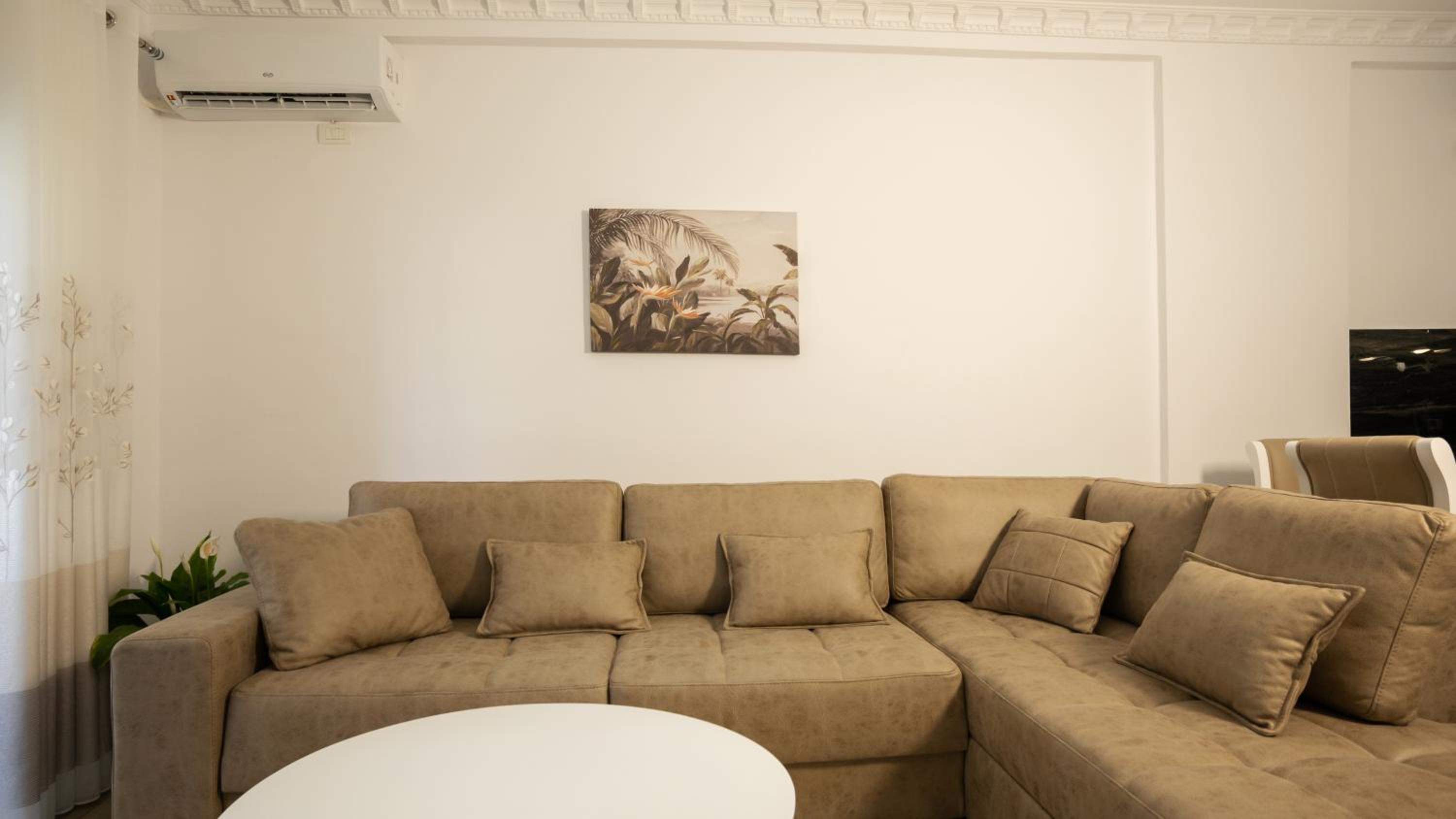 Ami apartment