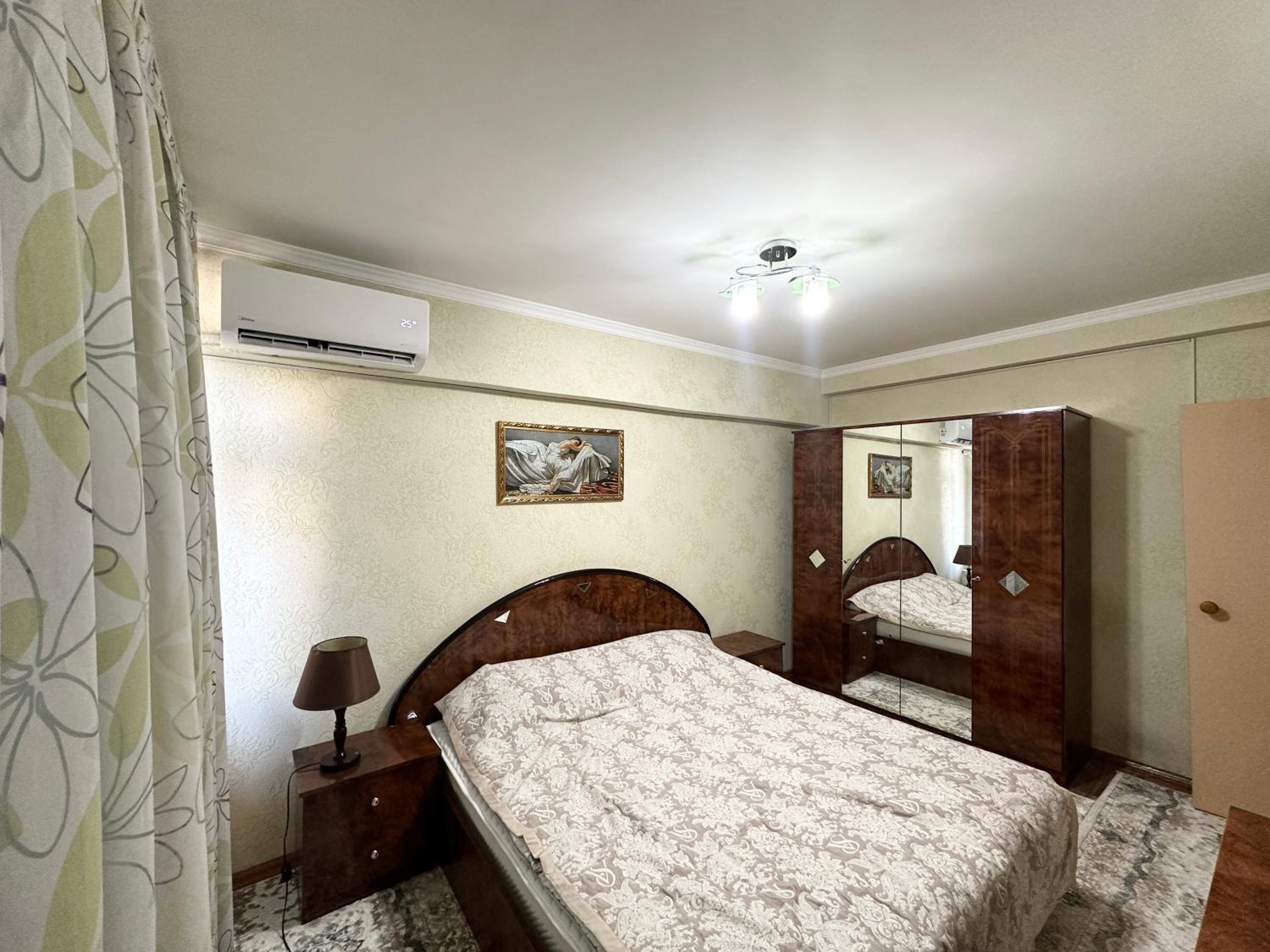 Cozy 2 Bedroom, 4 Room Flat with Office in the Heart of Tashkent view 2
