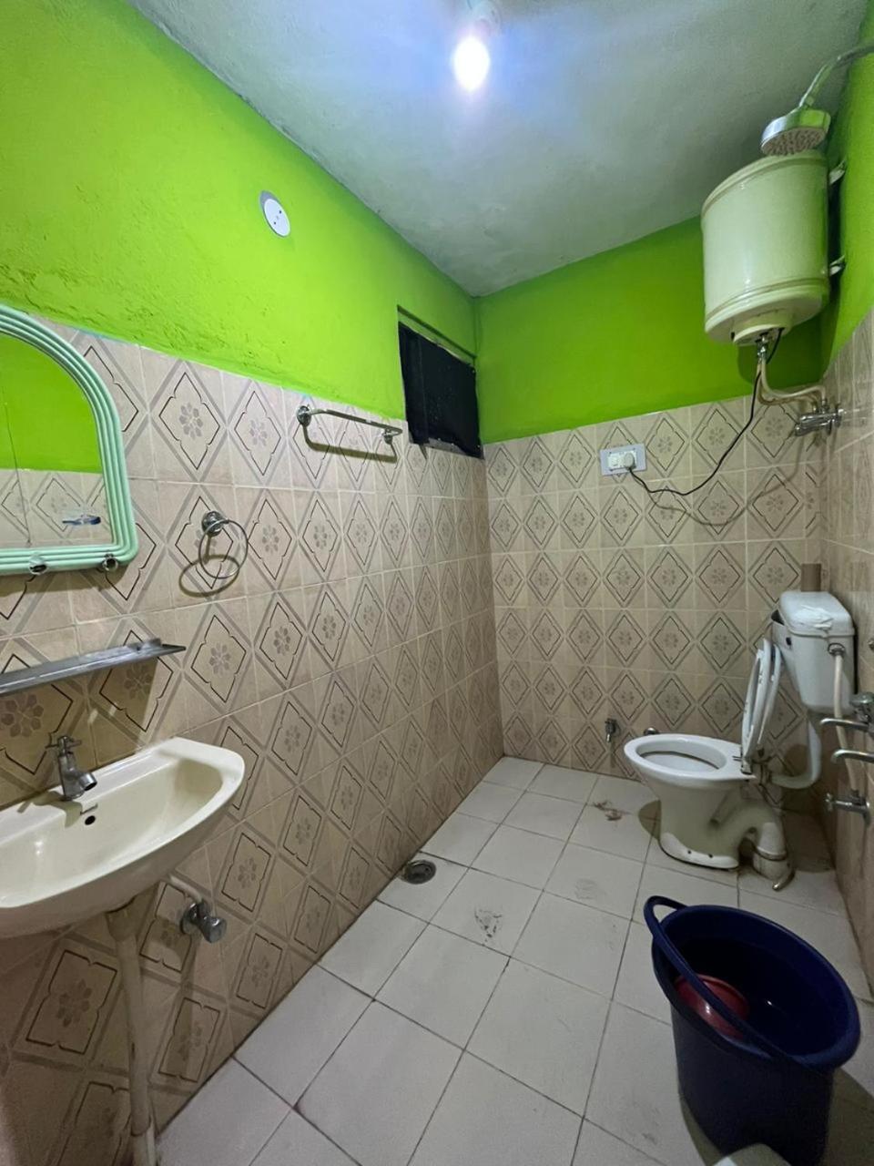 Sunrise guest House tosh view 3