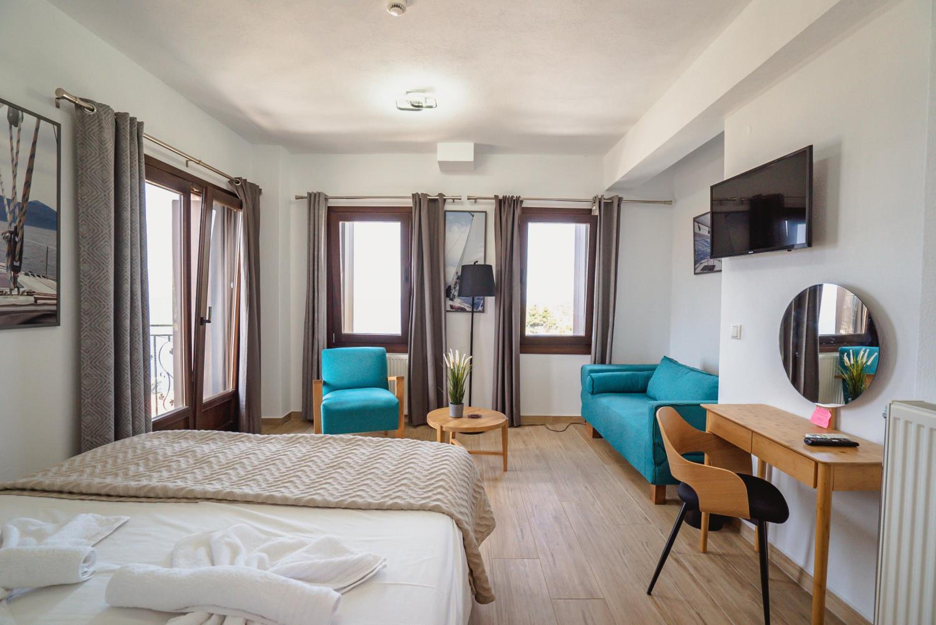 CAPTAINHOUSE view 3
