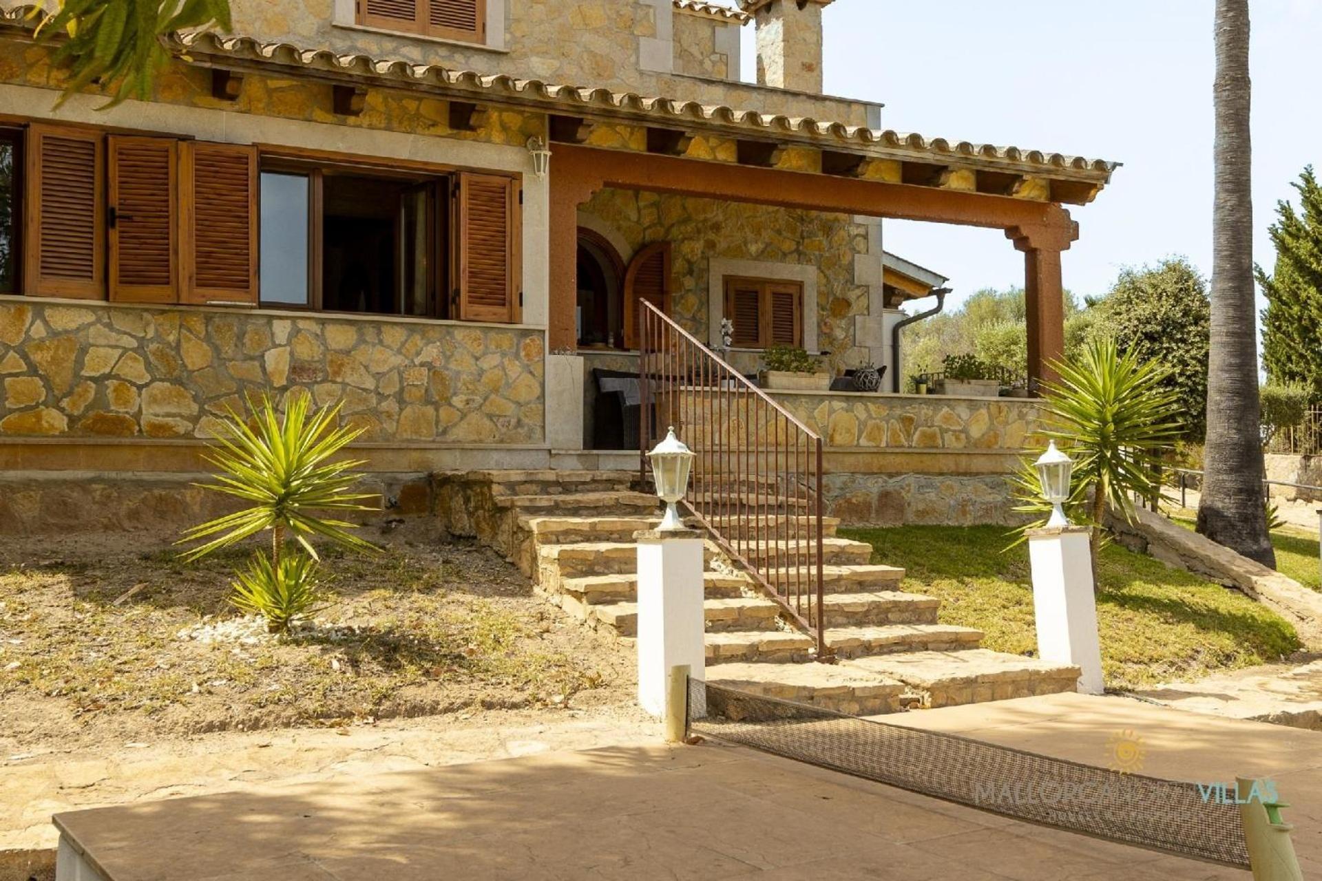 Ferienhaus mit Privatpool für 6 Personen ca 110 qm in Es Bacares, Mallorca Bucht von Pollença view 2