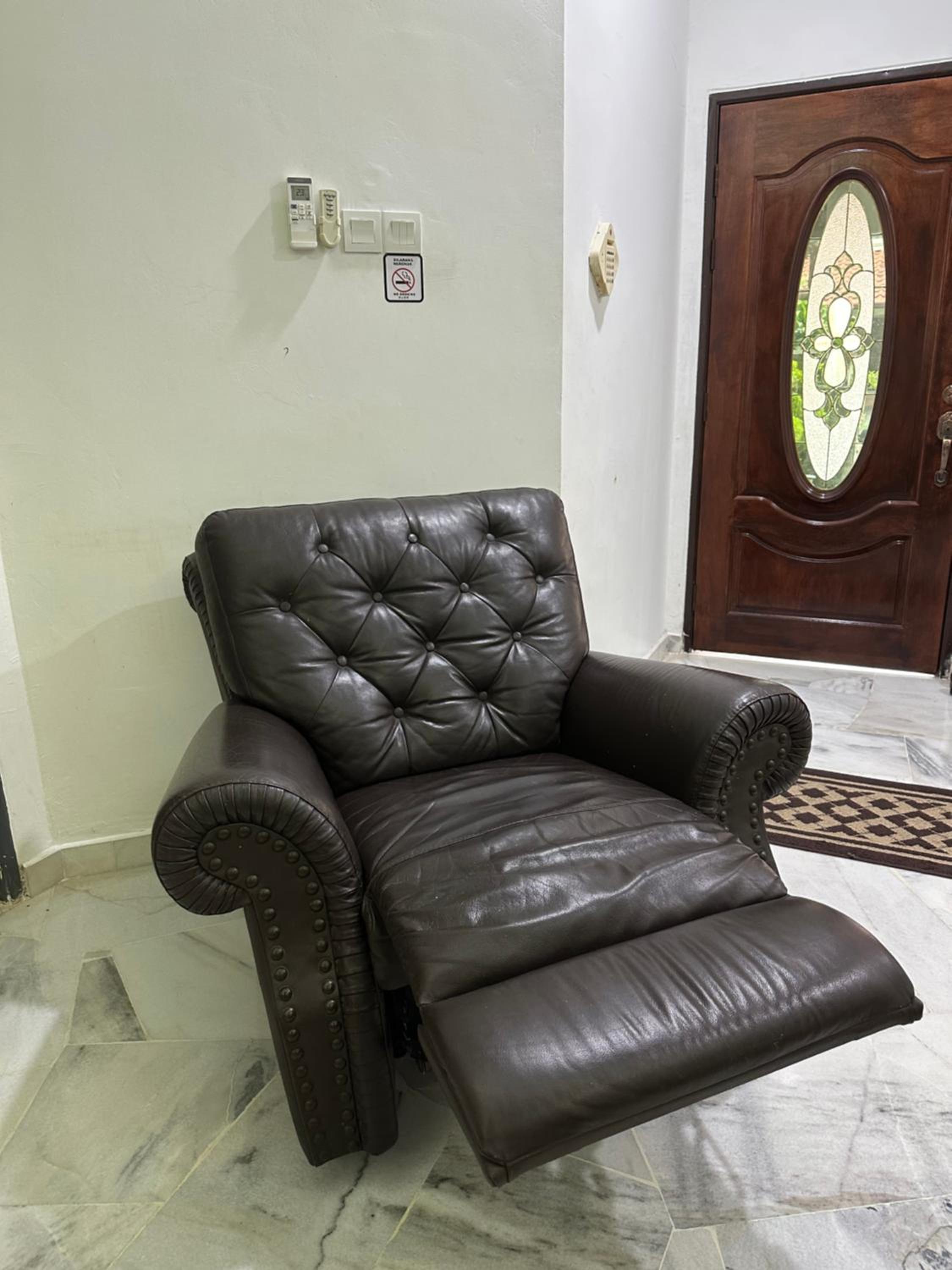 Desa Damai Homestay fully air cond and self check in #7 pax
