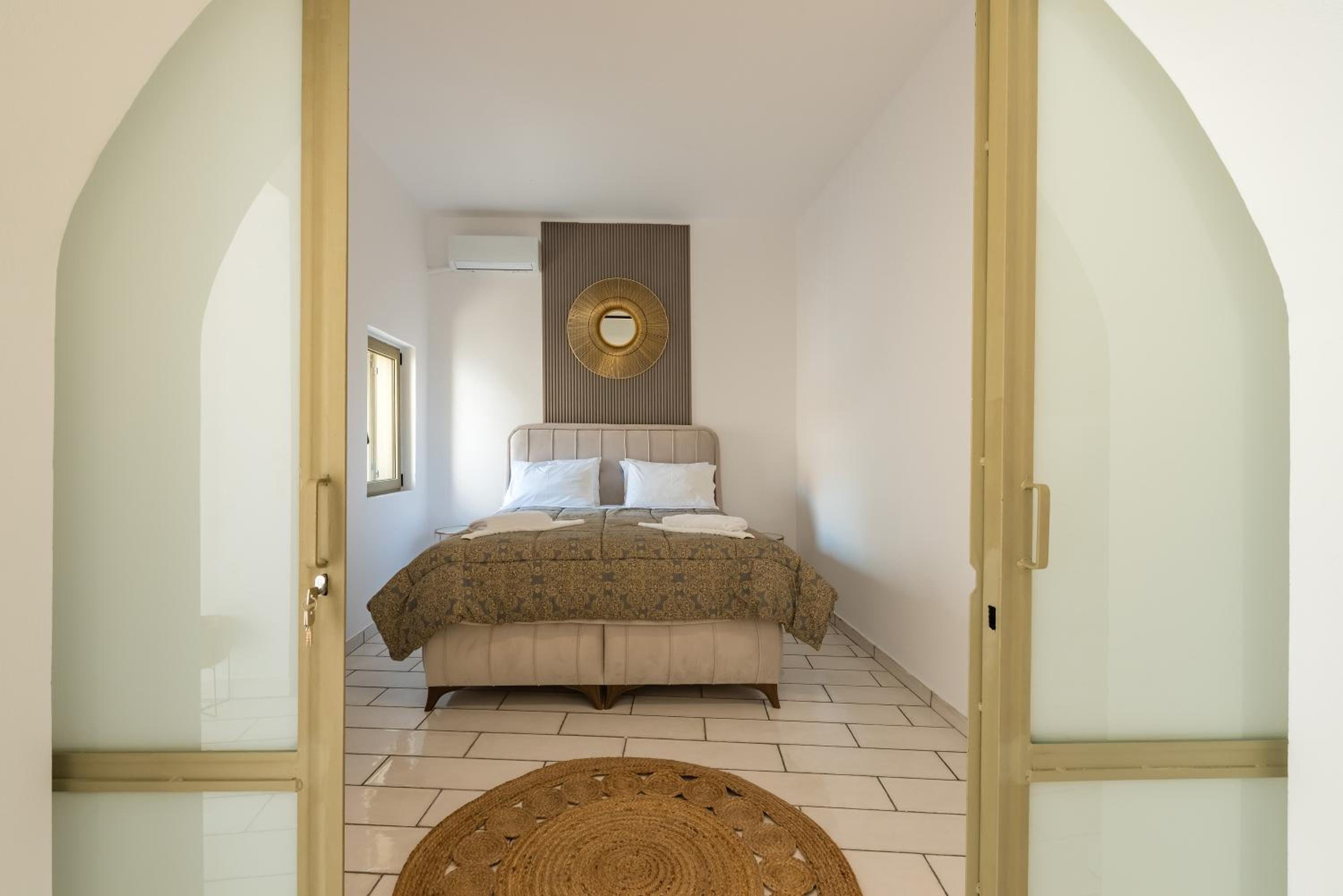 Lefka Hotel & Apartments — photo 43