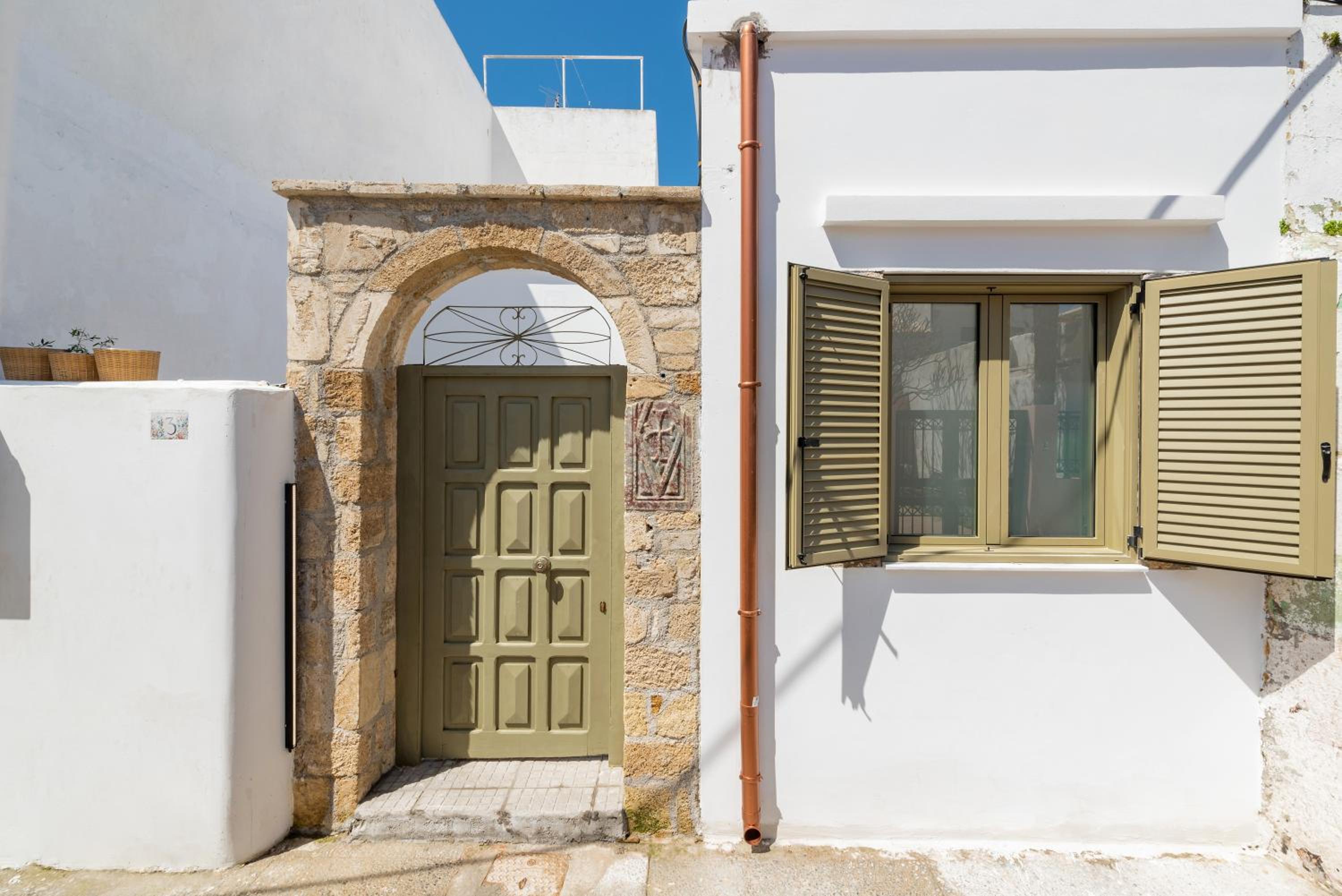 Lefka Hotel & Apartments