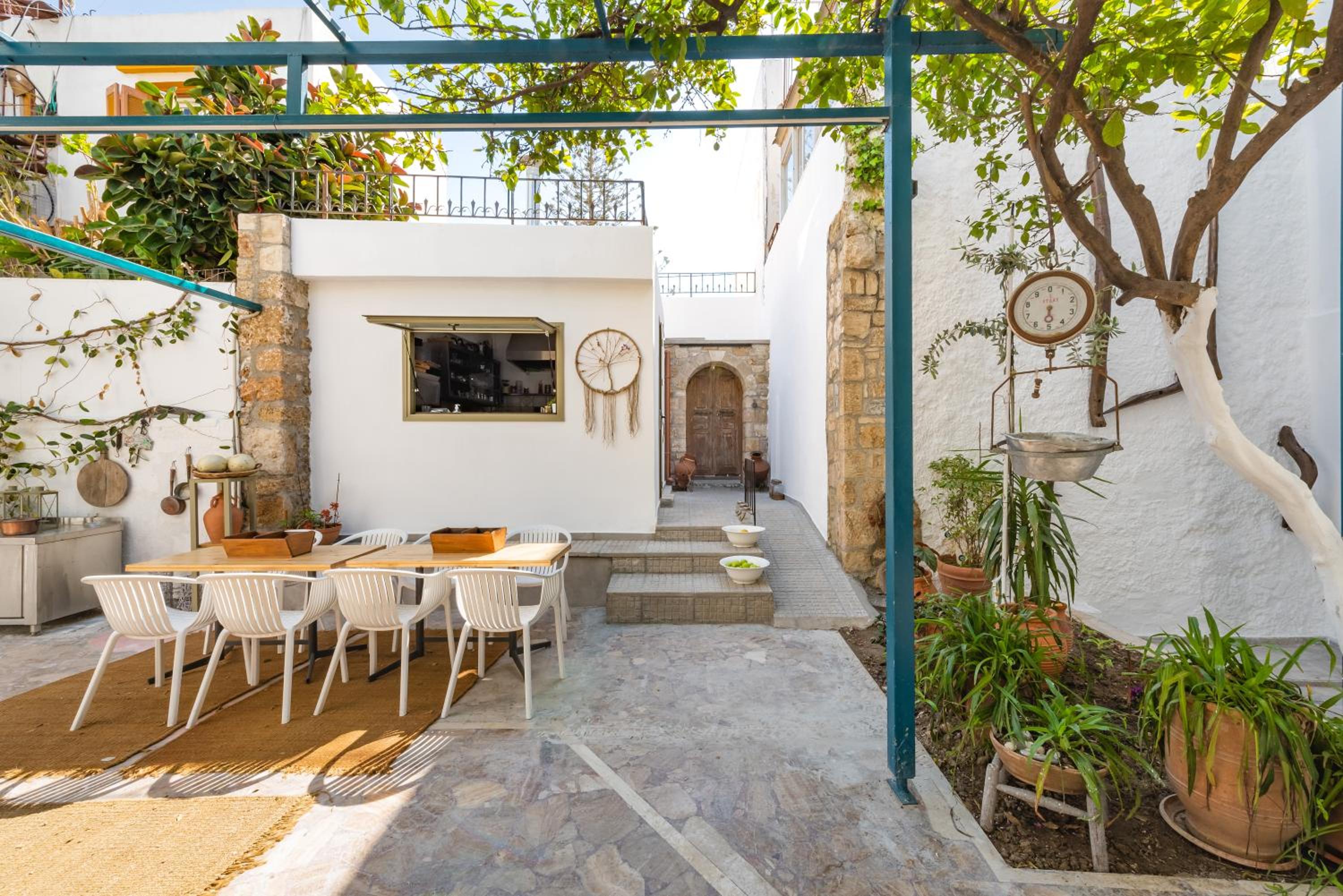 Lefka Hotel & Apartments — photo 88