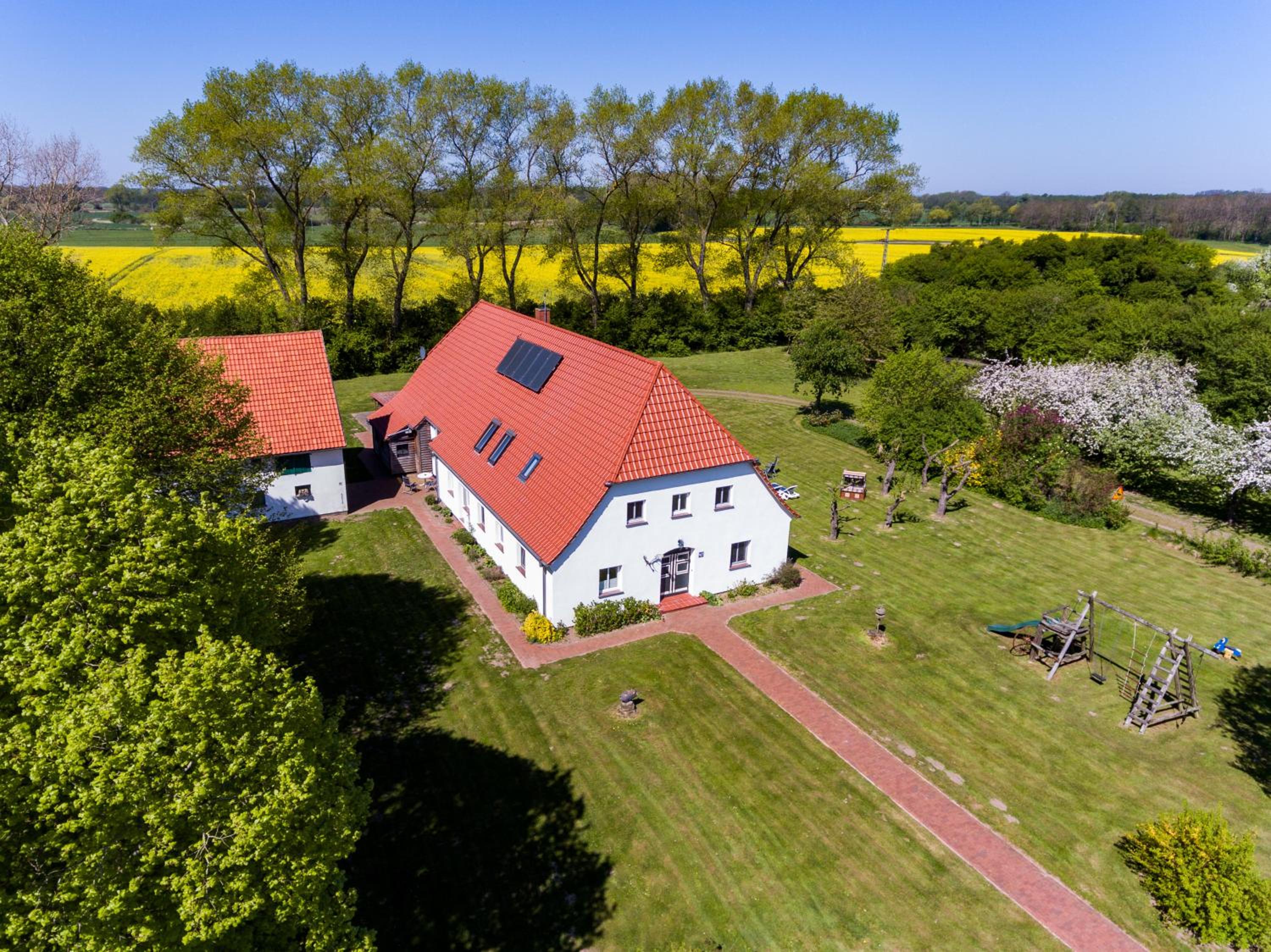 Holsteinhaus-Zirmoisel Ruhe und Natur eigene Sauna