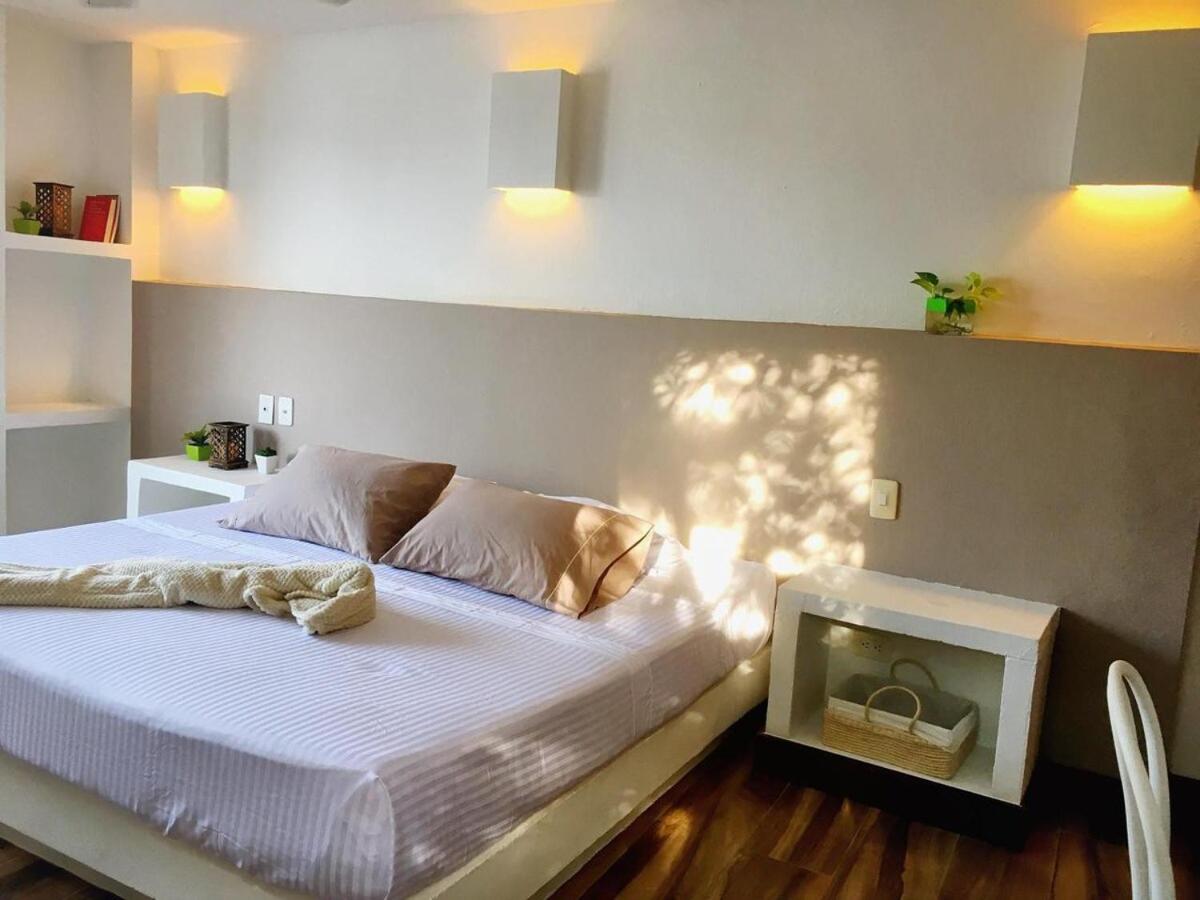 NEW Great Triplex 2BR W jacuzzi and 3 terraces