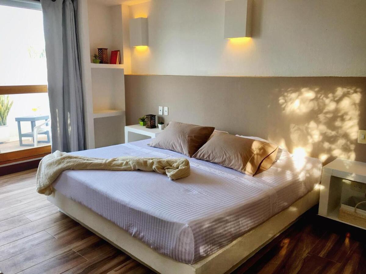 NEW Great Triplex 2BR W jacuzzi and 3 terraces