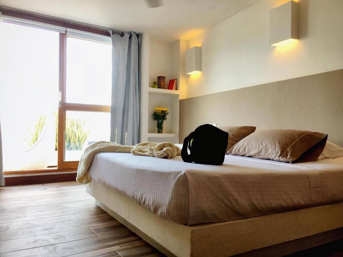 NEW Great Triplex 2BR W jacuzzi and 3 terraces
