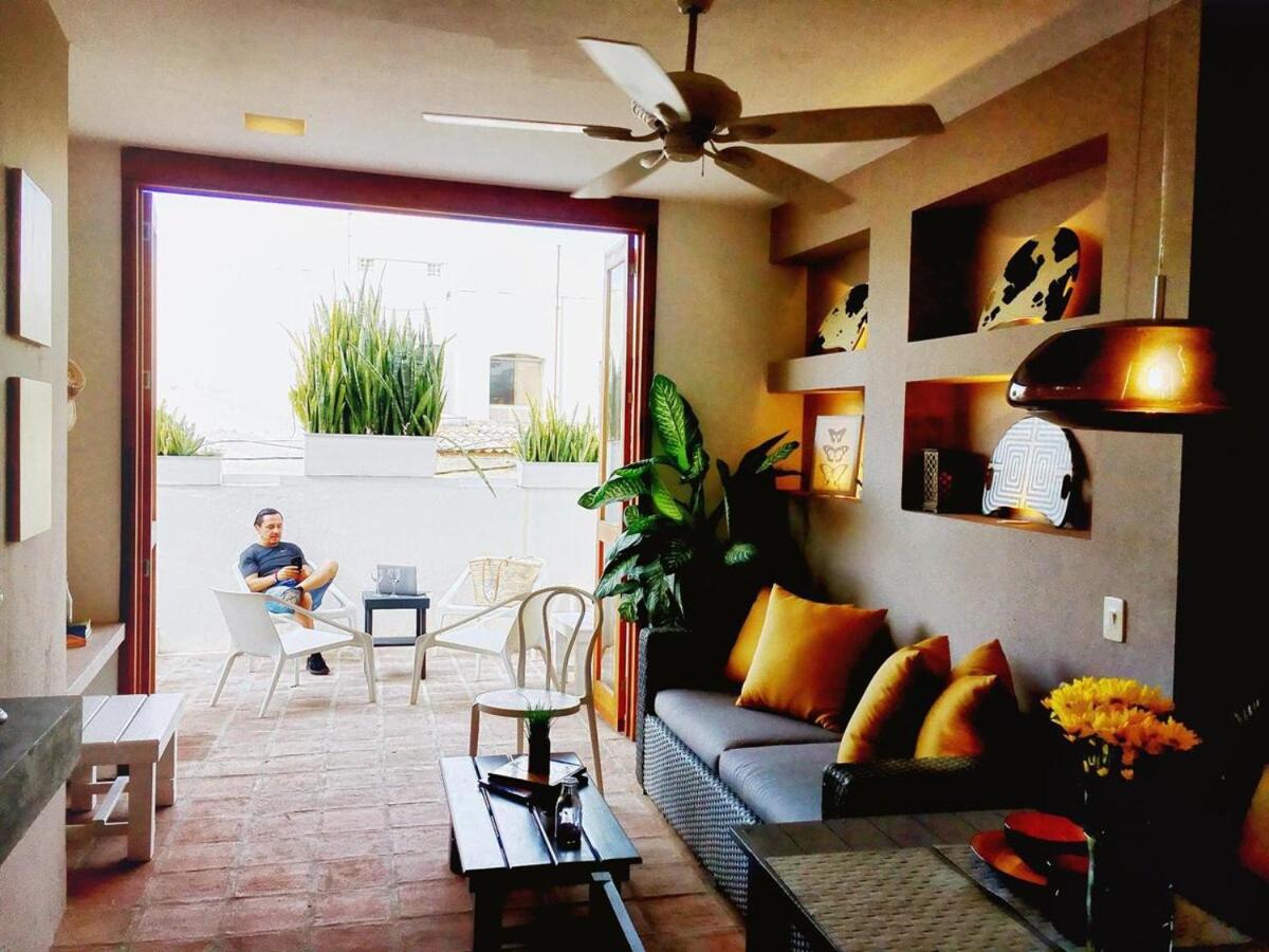 NEW Great Triplex 2BR W jacuzzi and 3 terraces
