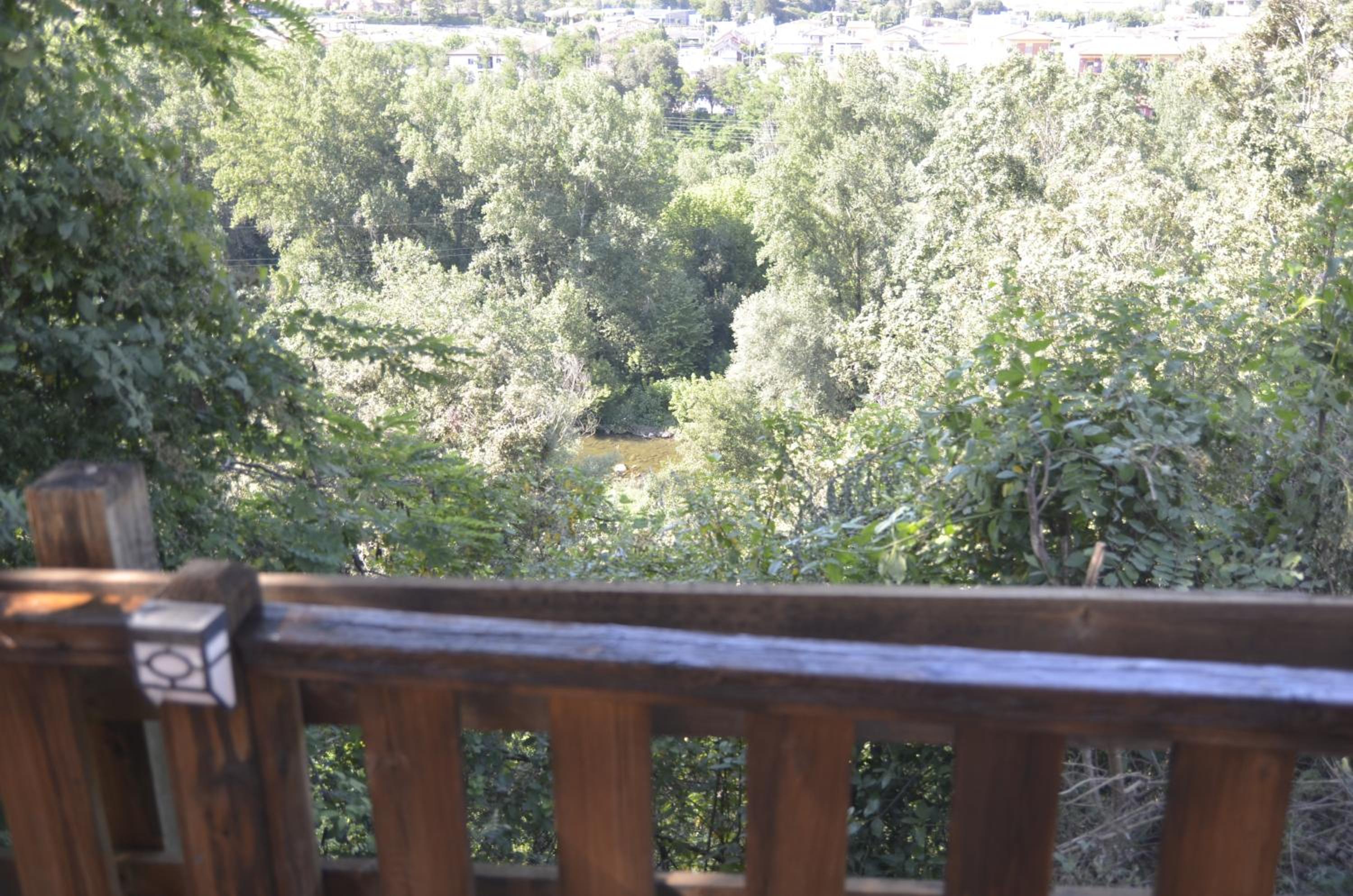 CAMPING DE BESALU