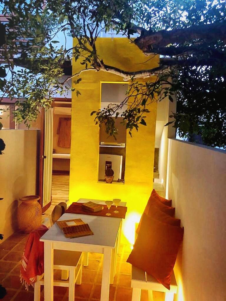 Great Triplex 2BD W jacuzzi and 2 terraces