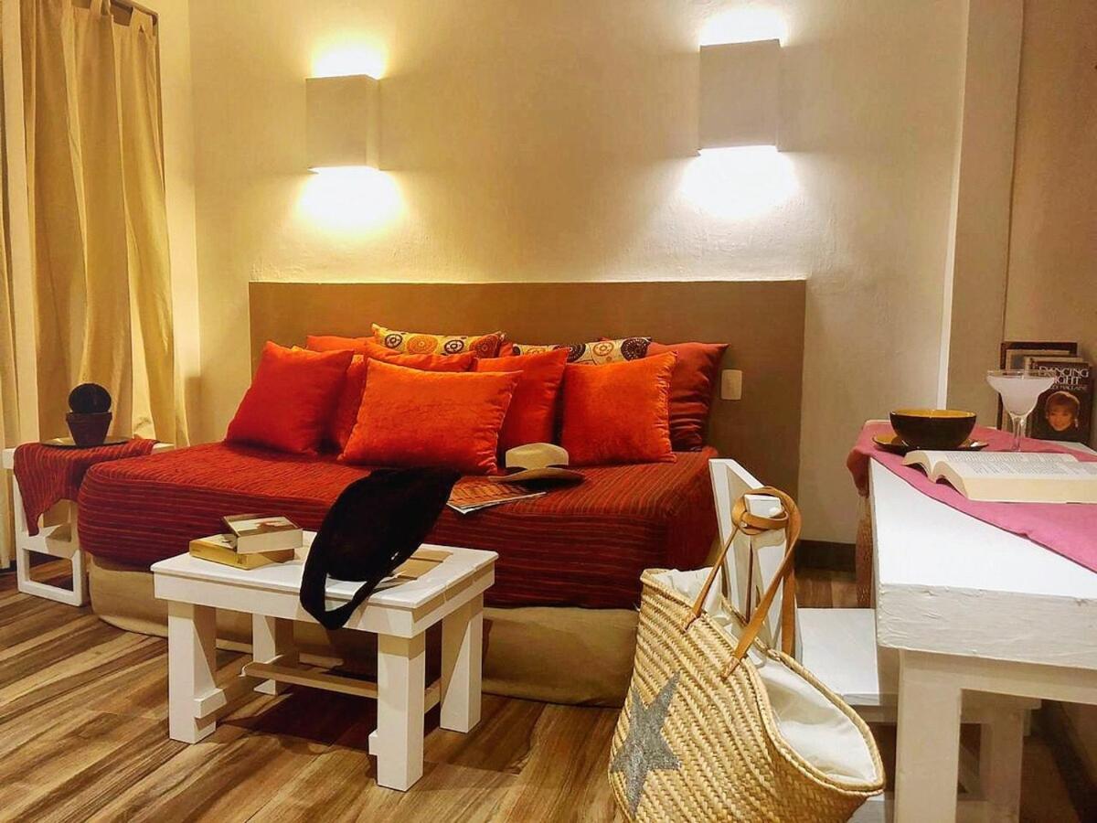 Great Triplex 2BD W jacuzzi and 2 terraces