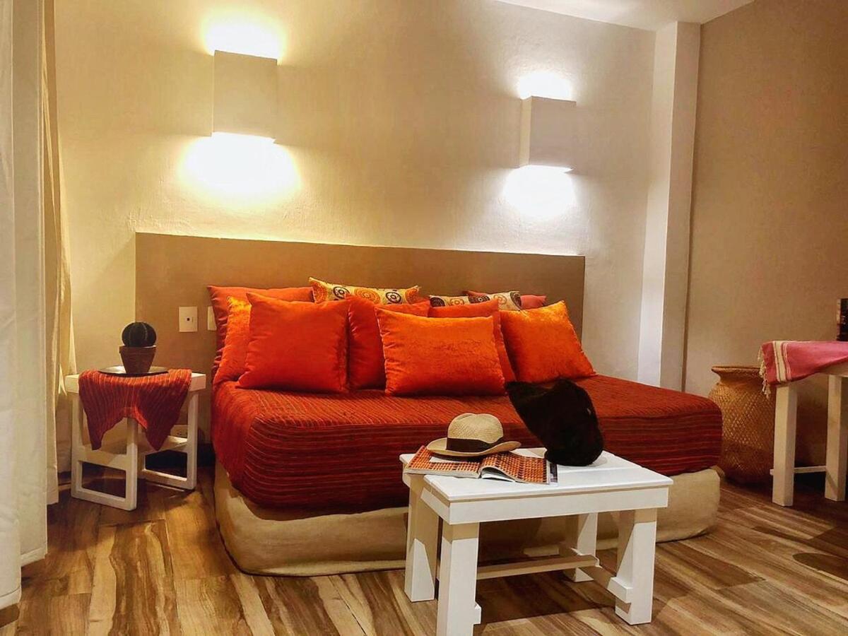 Great Triplex 2BD W jacuzzi and 2 terraces