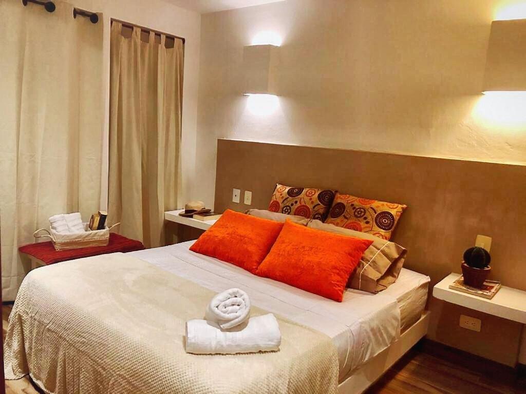 Great Triplex 2BD W jacuzzi and 2 terraces
