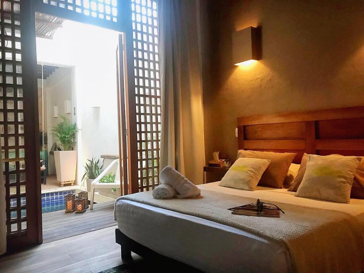 NEW Breathtaking 2BR private pool at the center