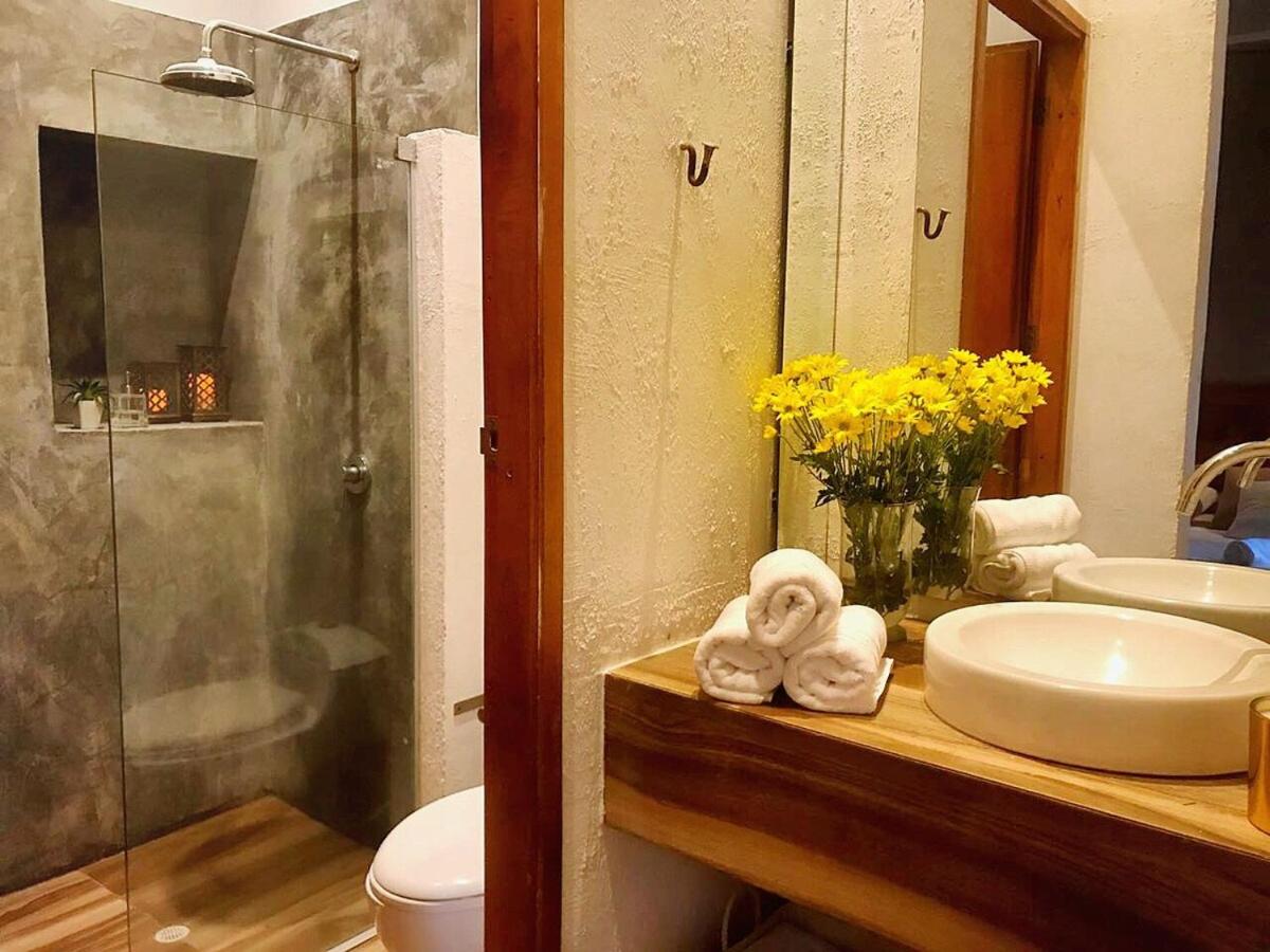 NEW Breathtaking 2BR private pool at the center