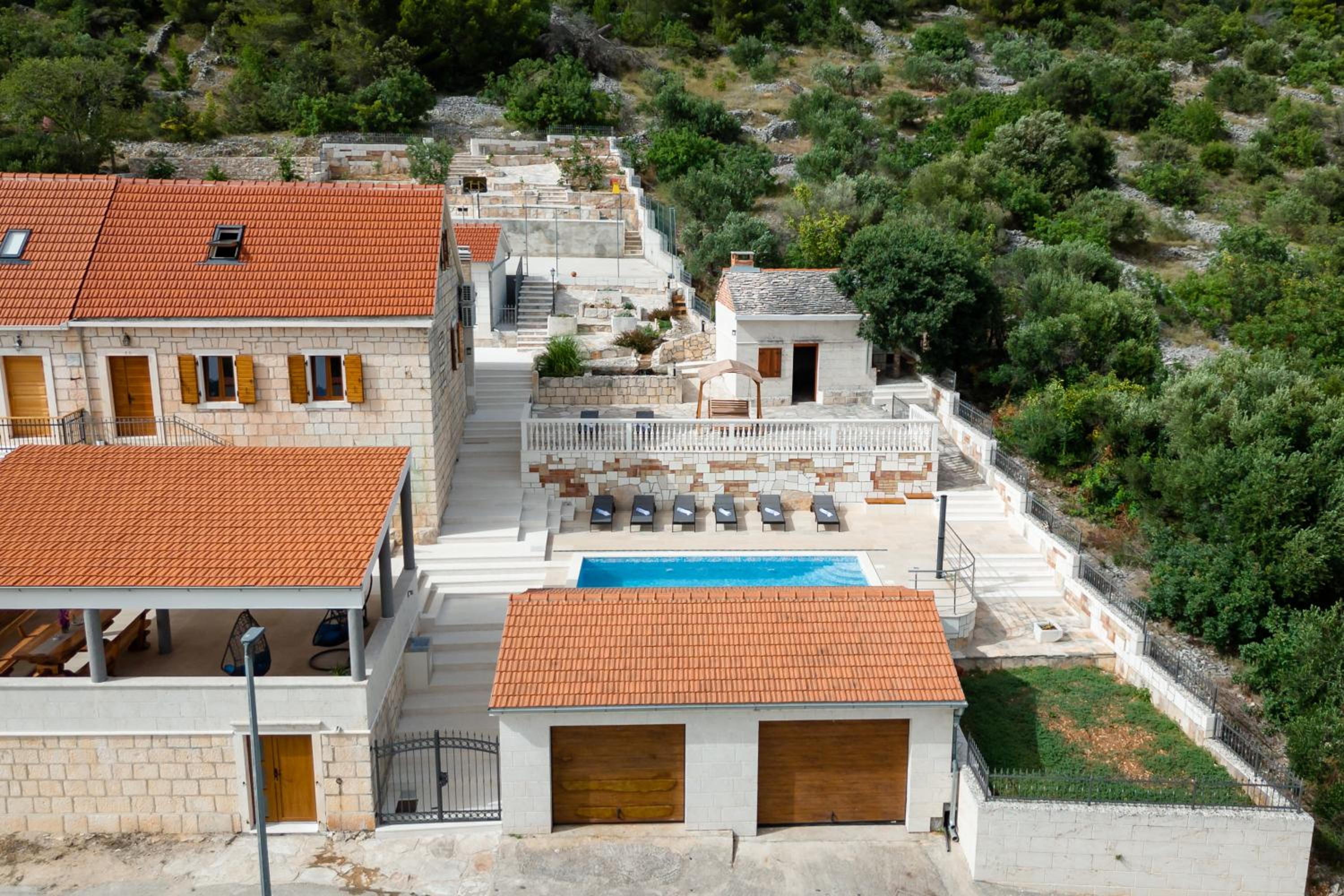 Didova kuća, Holiday home with Private pool near Rogoznica,Sleeps 9 view 2