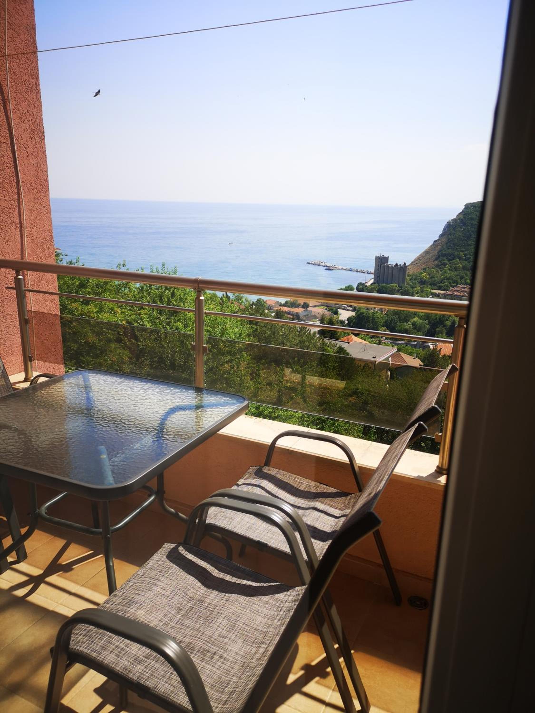Seaview apartment complex Karia12