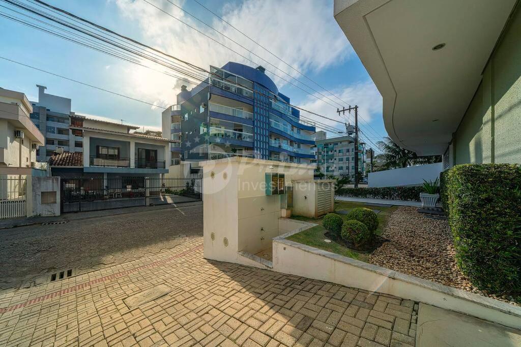 Apartamento em Bombas 3 Quartos- Residencial Giardino di Itália