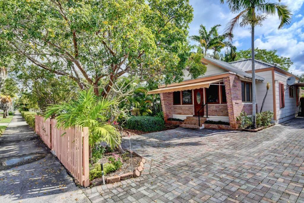 Historic spacious home two blocks to Atlantic Avenue view 3