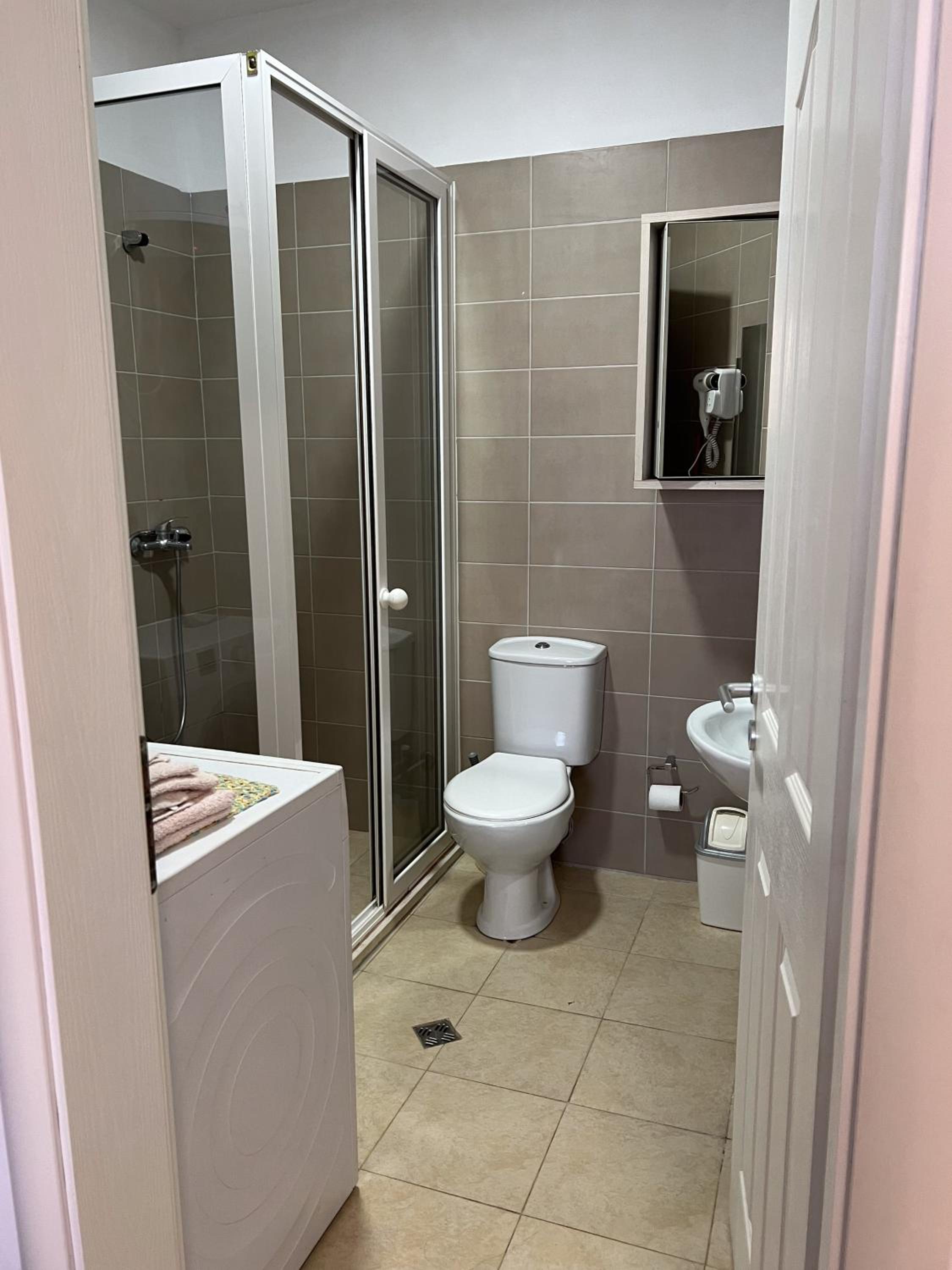 Kapri Apartaments Qerret