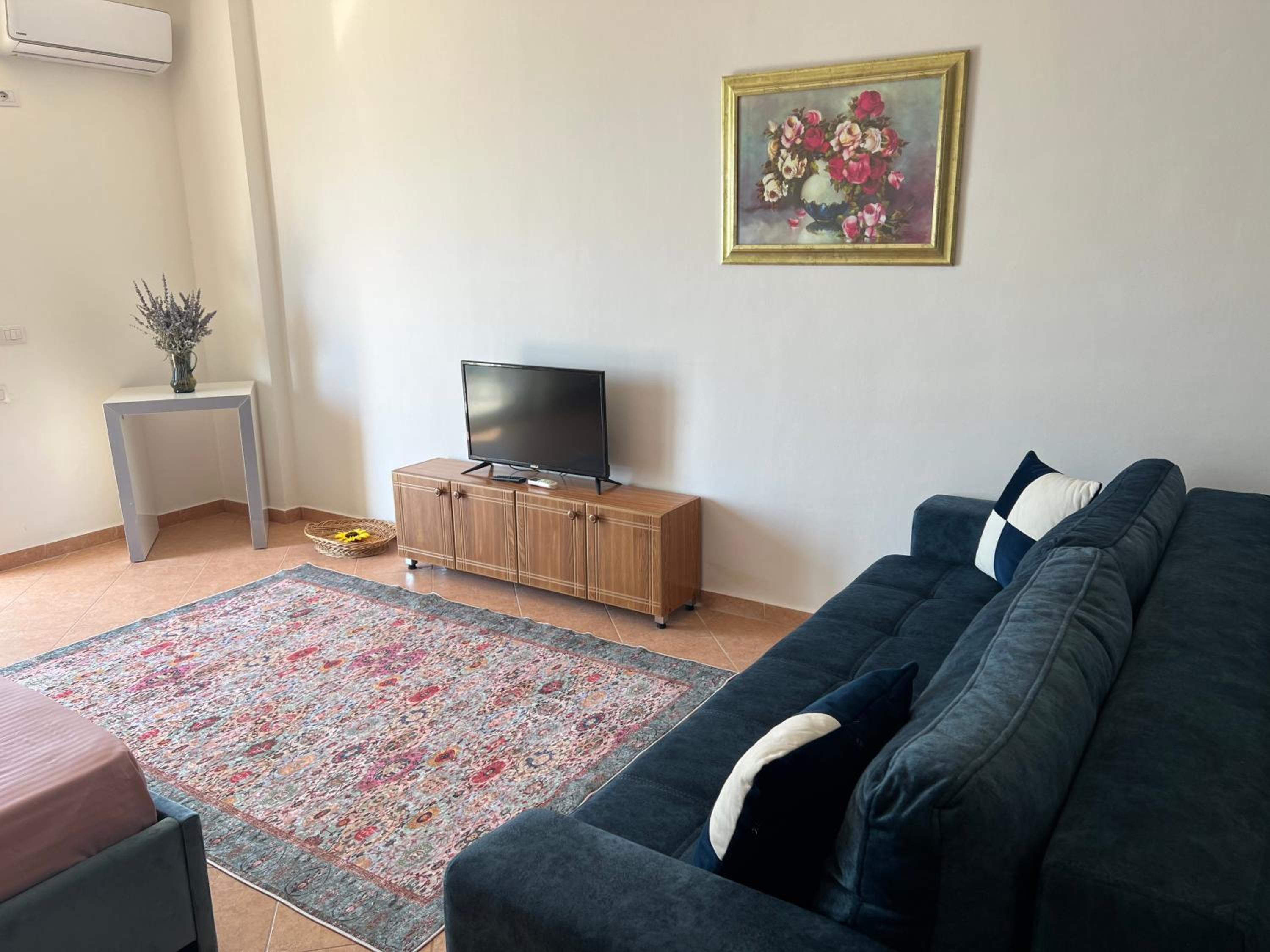 Alma's Apartments at Residence
