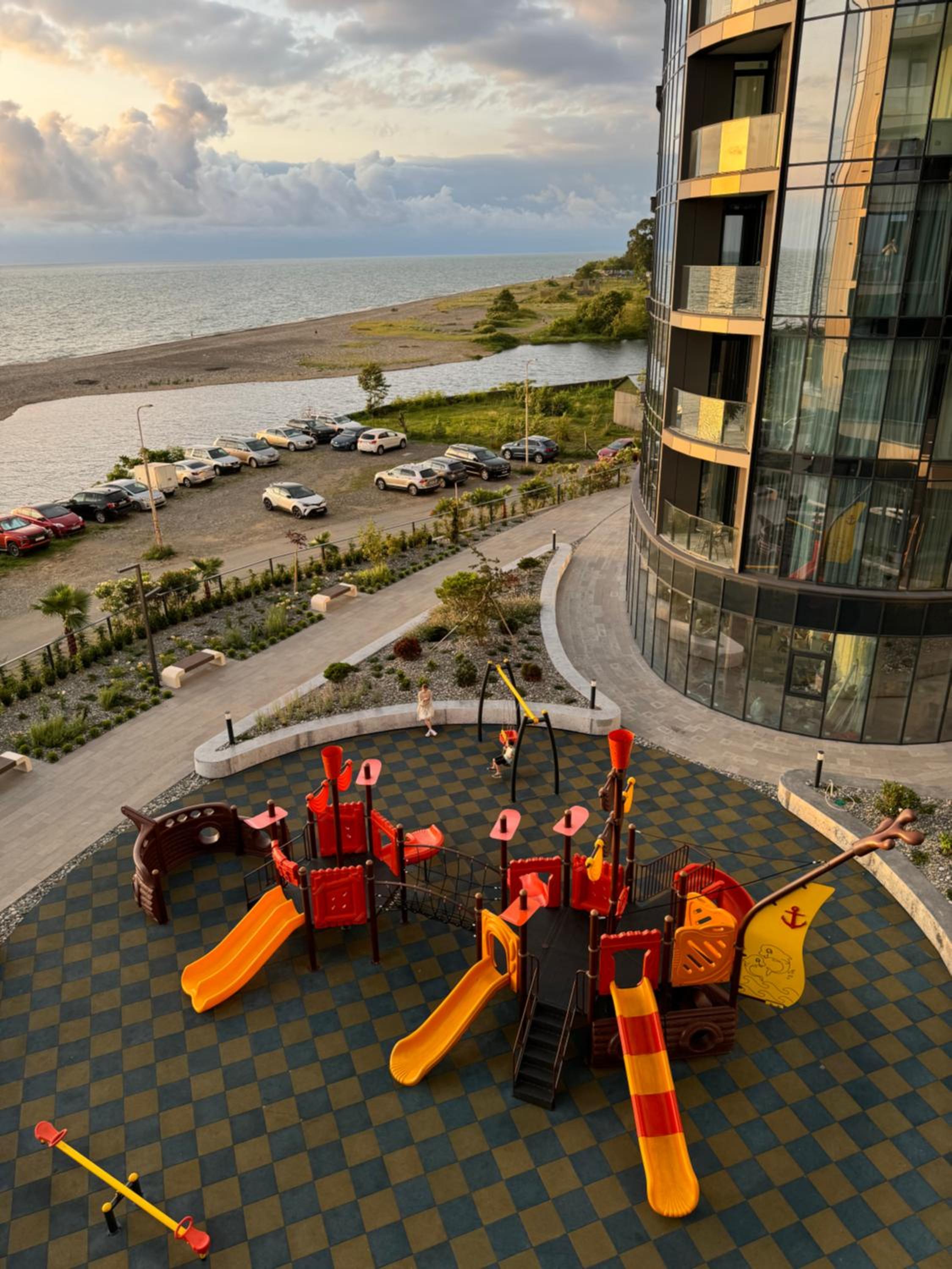 Tropical garden apartments