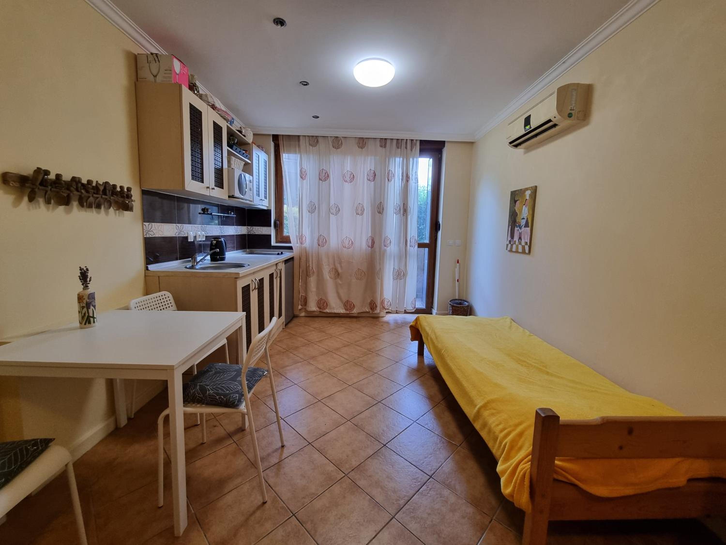Lovely studio in Santa Marina, Sozopol