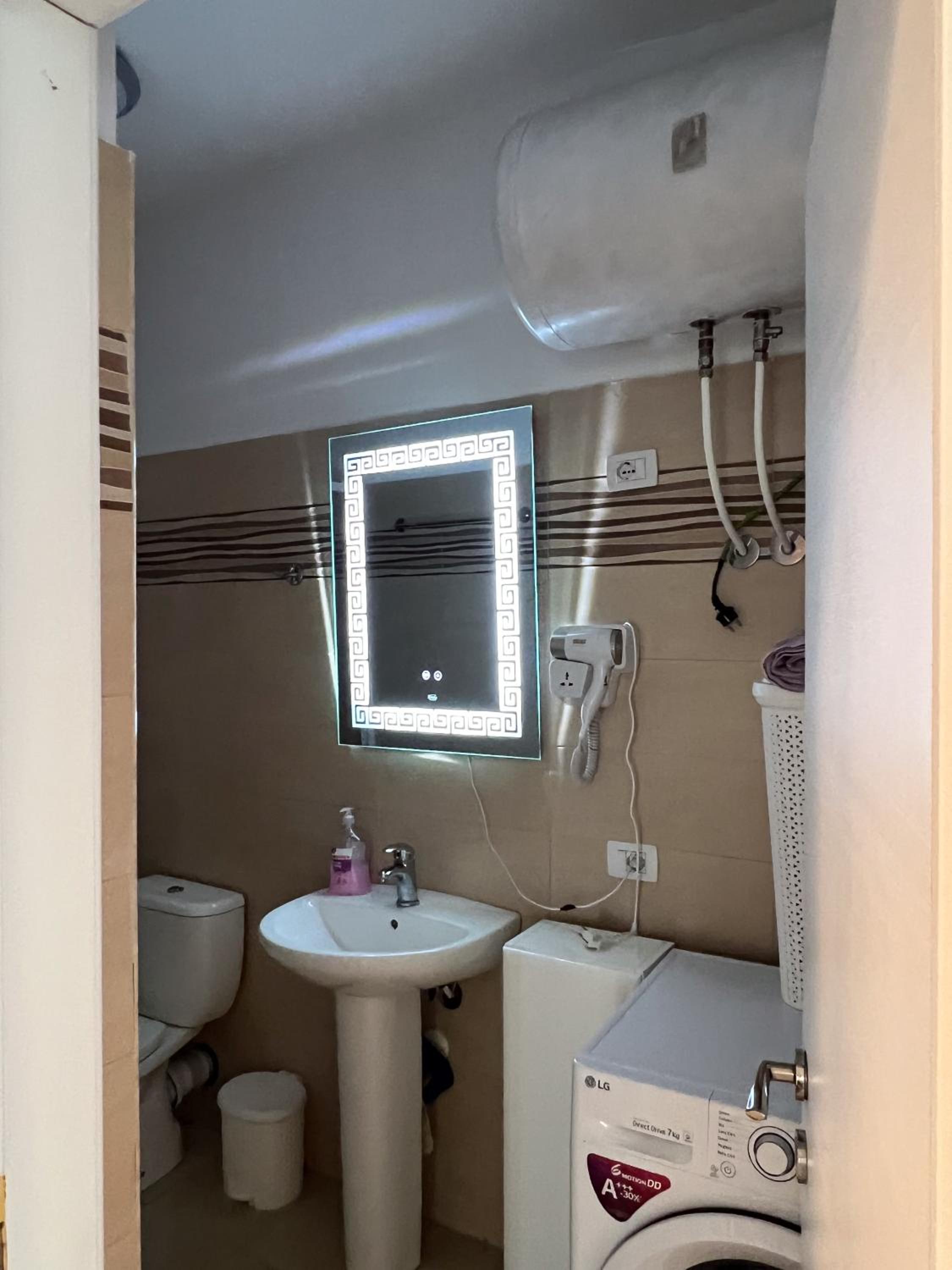 Kapri Apartaments Qerret