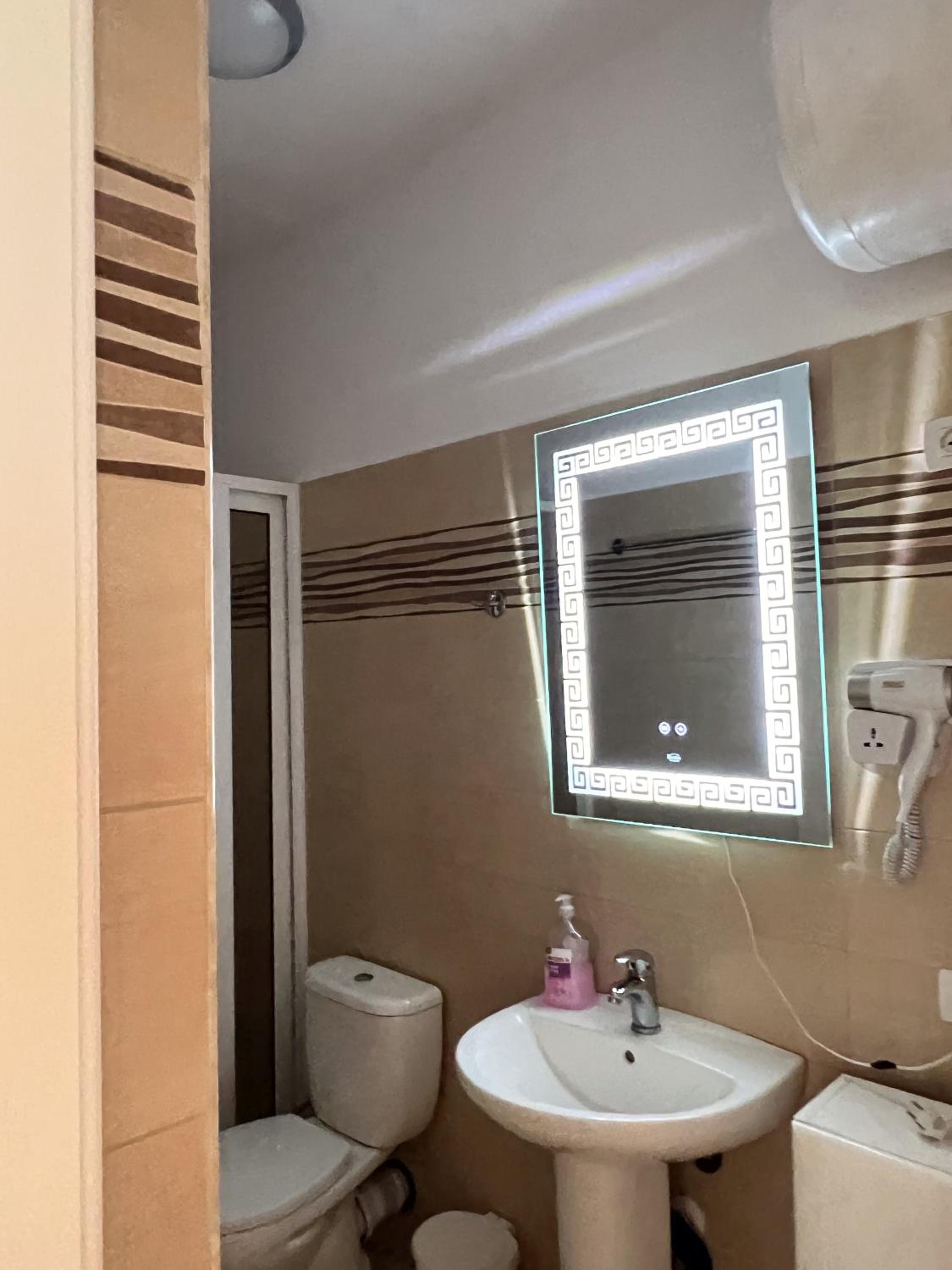 Kapri Apartaments Qerret