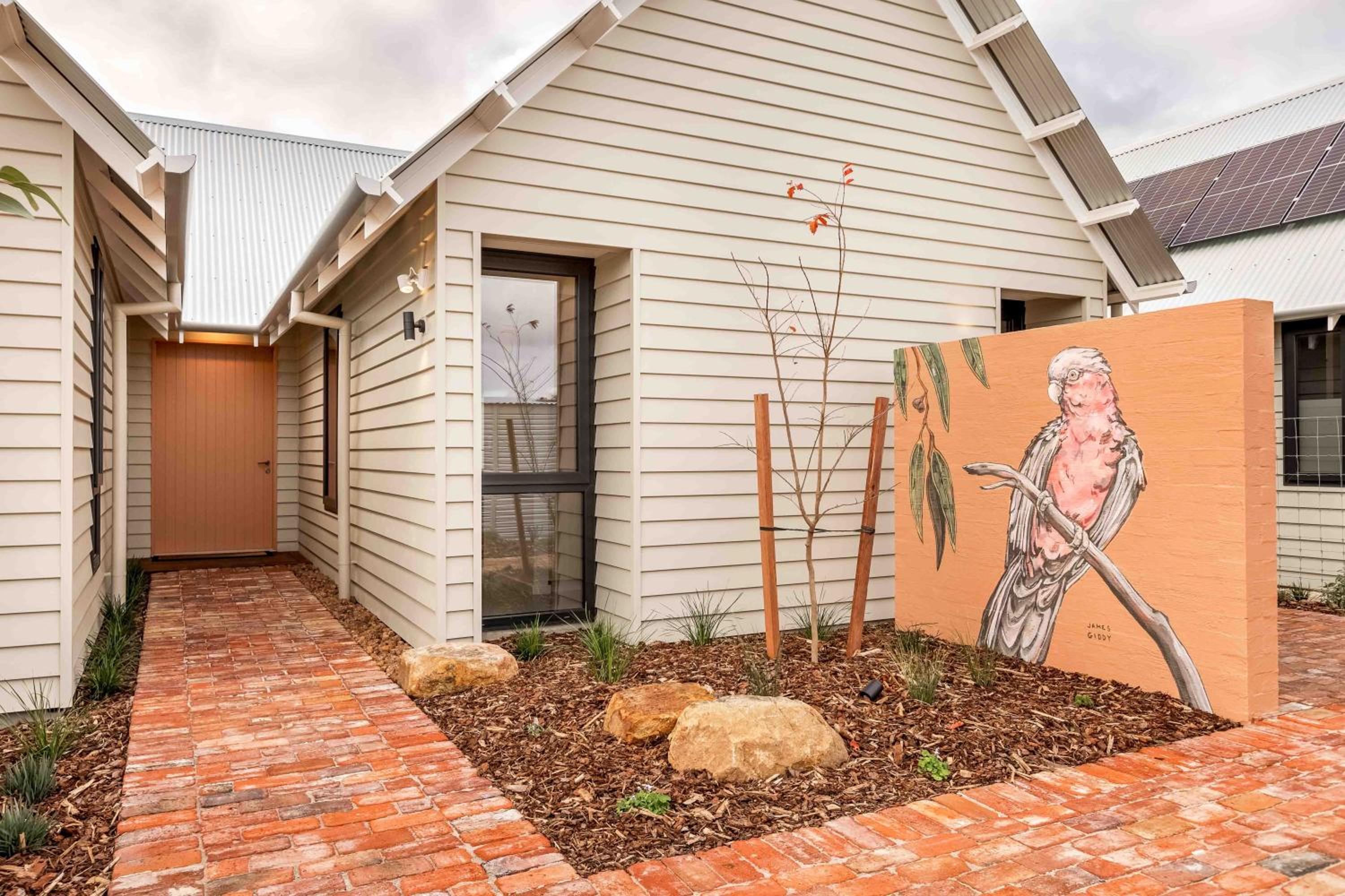 Birdnest Galah