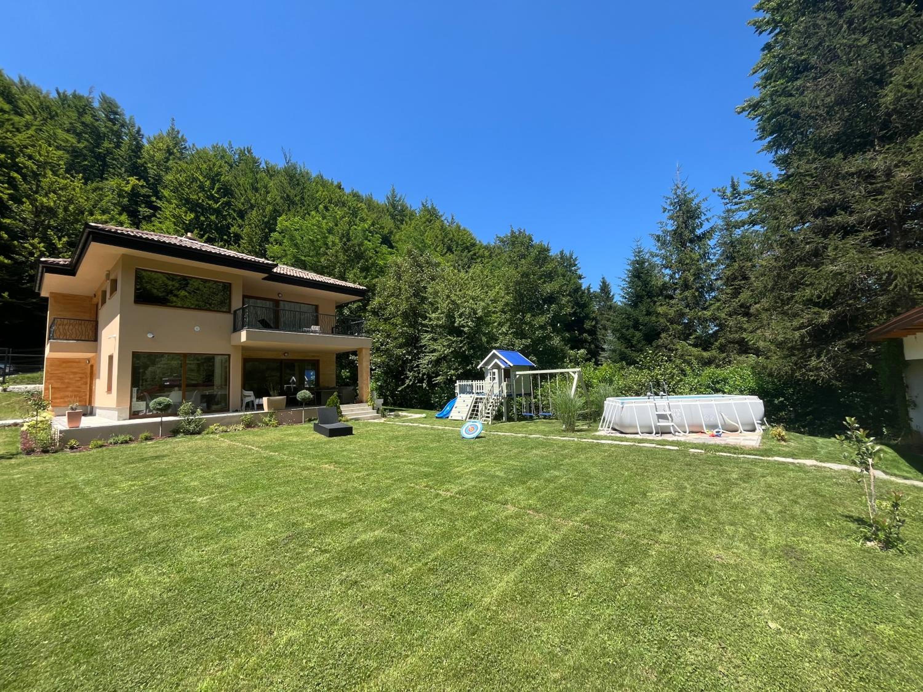 Villa Rivus - Private Family Retreat near Sarajevo