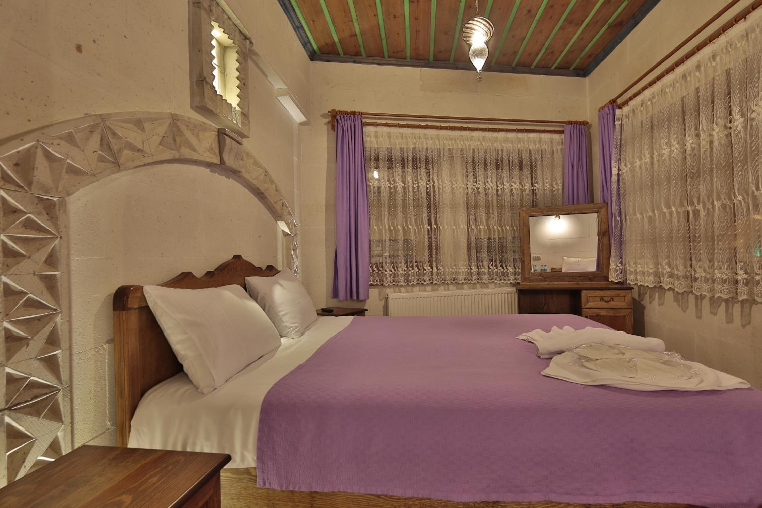 Relic House - Image 7