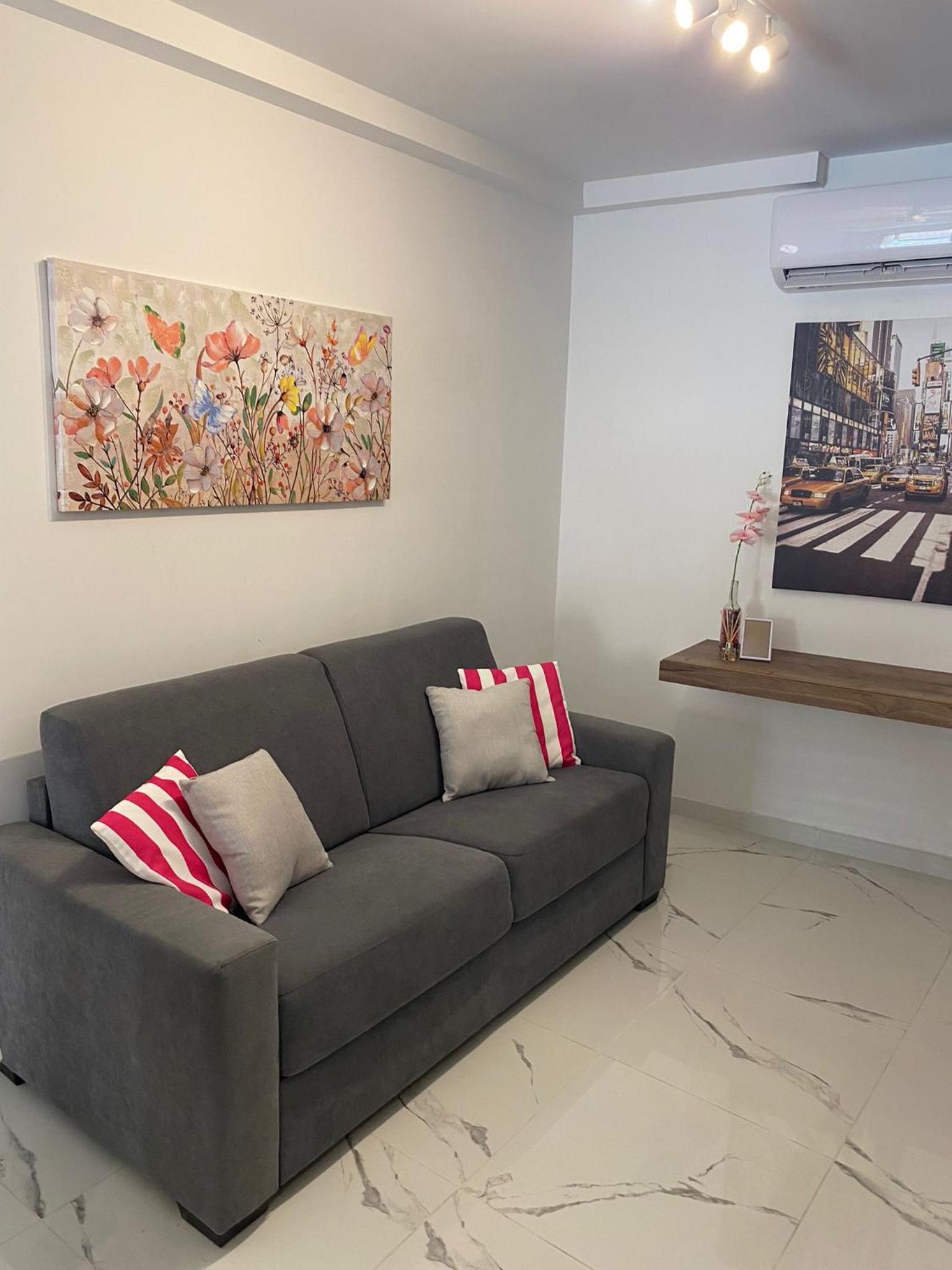 R3 Cozy Msida for 2 with Twin Beds